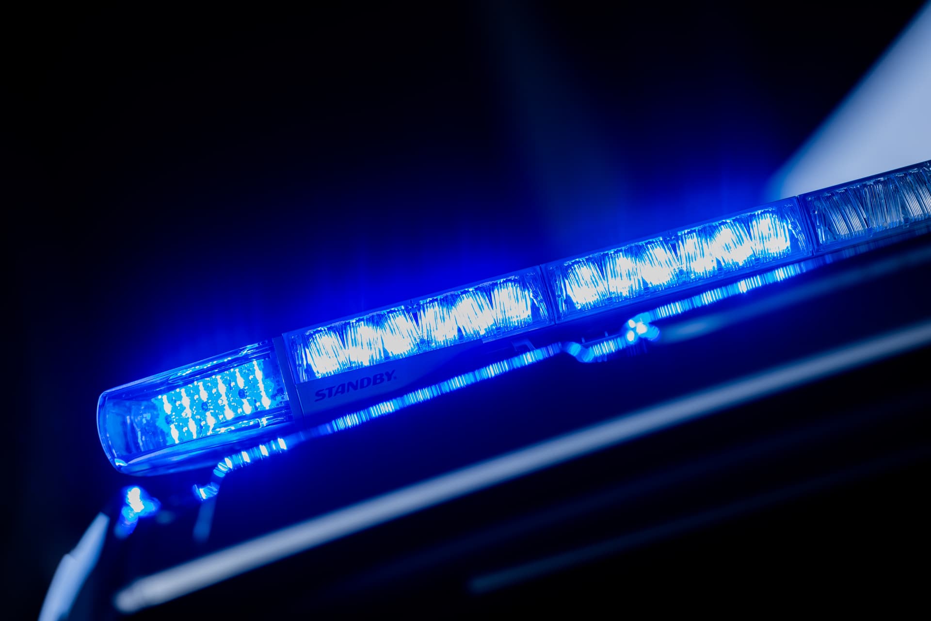 Schüsse in Duisburg: Mann stirbt nach Kugelhagel – Killer auf der Flucht!