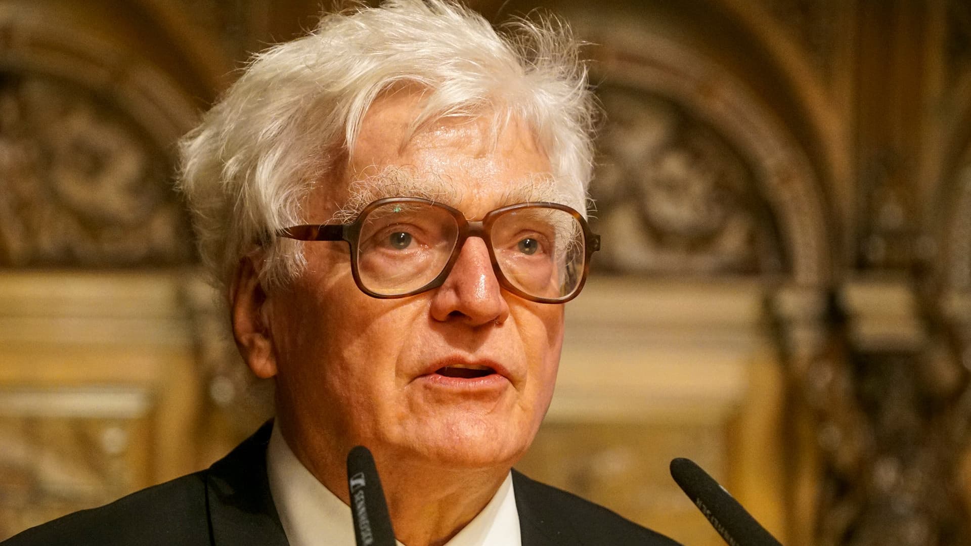 Warum tilgte der NDR das Labor von Corona-Mediziner Winfried Stöcker?