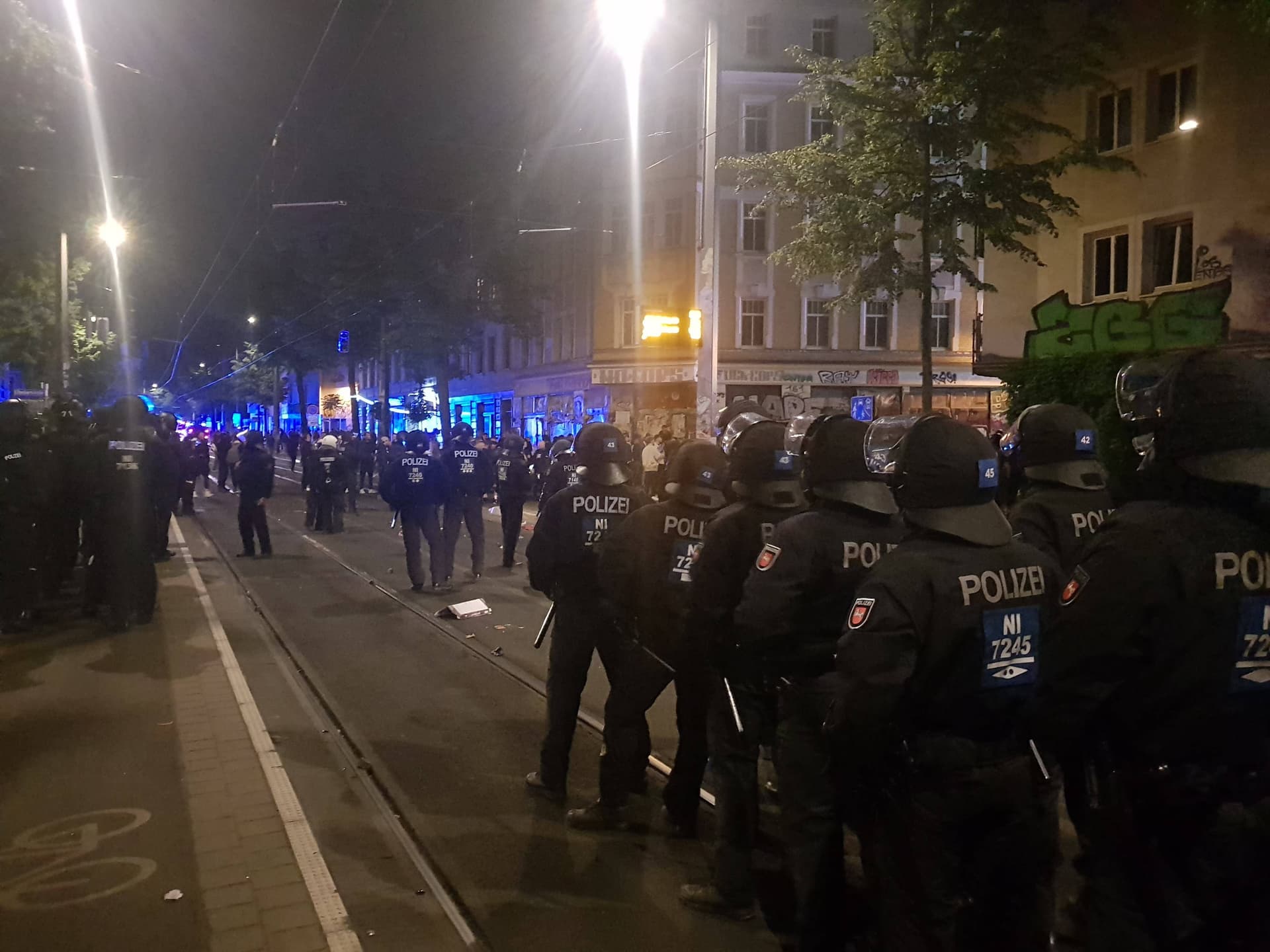 „Tag X“ in Leipzig: Zehn Männer in U-Haft wegen linksextremer Krawalle