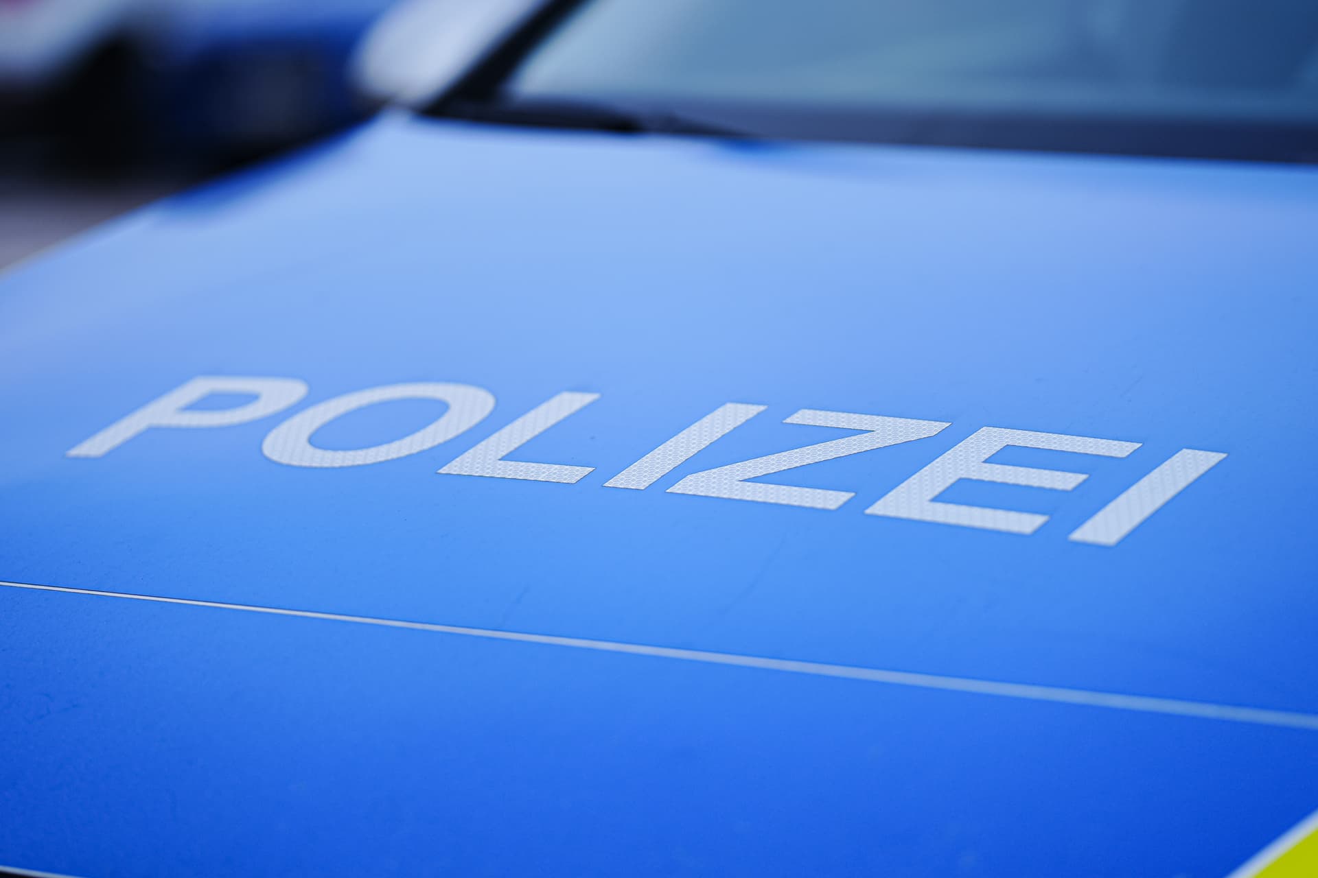 Erneut Gewalt gegen Bahnarbeiter: Mann (43) verprügelt DB-Mitarbeiter in Hamburg