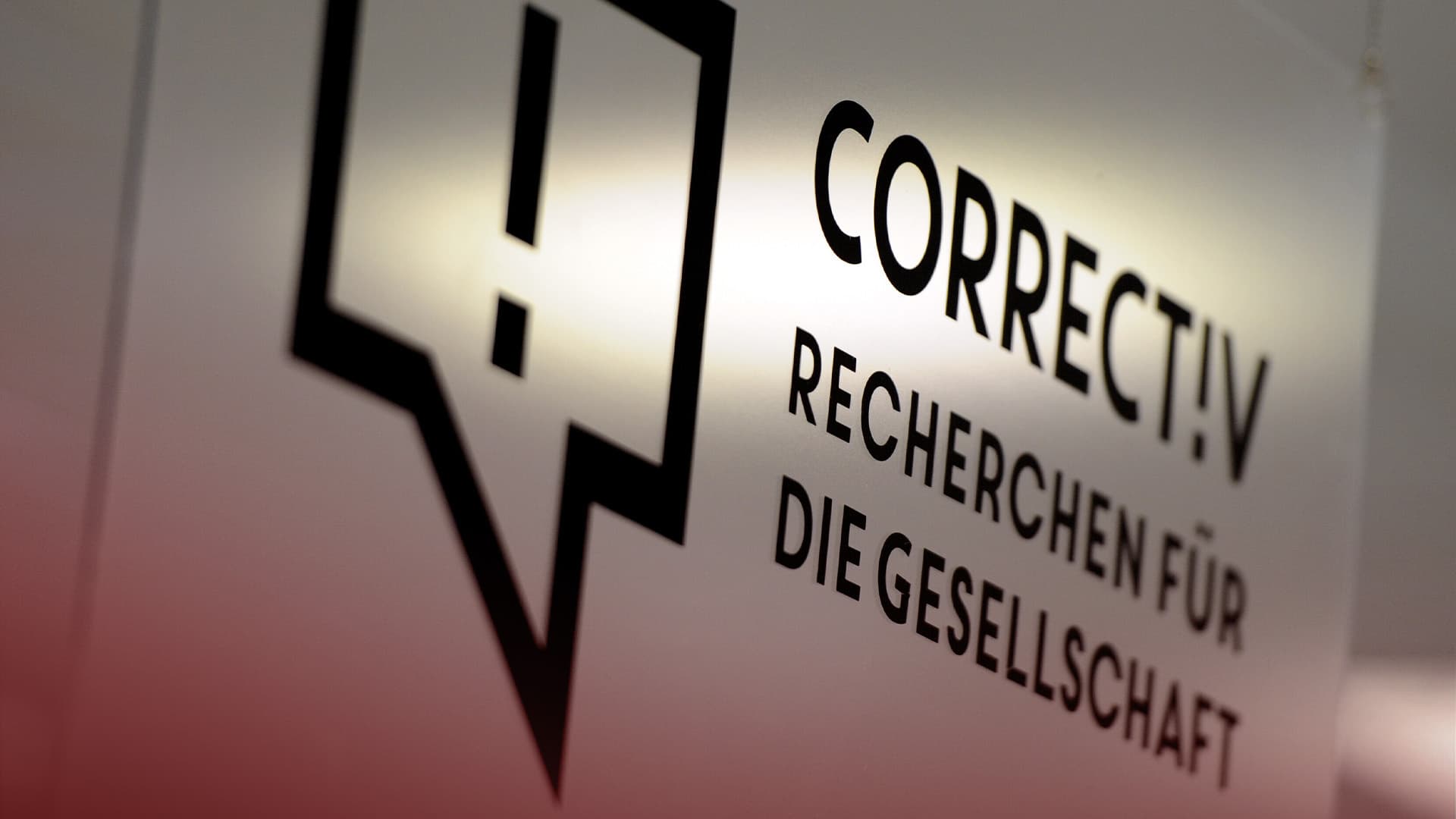 Die seltsame Finanzstruktur von Correctiv: Ist die Gemeinnützigkeit in Gefahr?