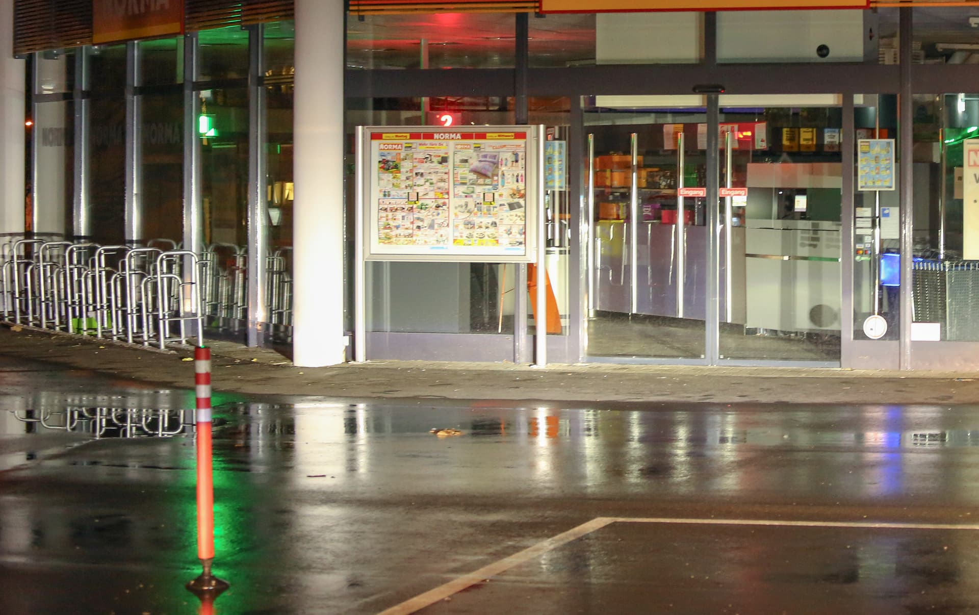 Horror-Tat im Allgäu: 34-Jähriger Syrer sticht im Supermarkt auf kleines Mädchen ein