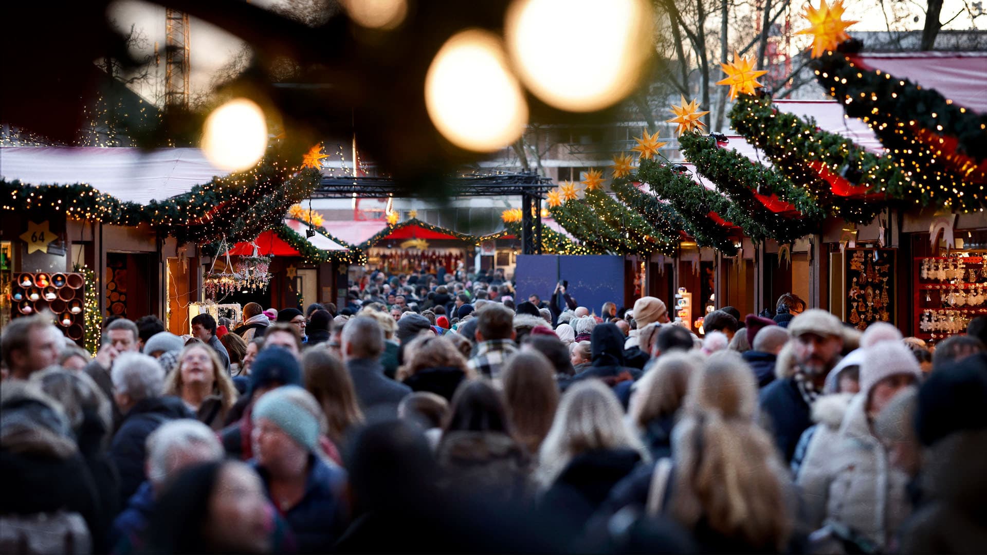 Nach Messerverbot nun auch Kofferverbot! Der Weihnachtsmarkt verkommt zur Kontrollzone