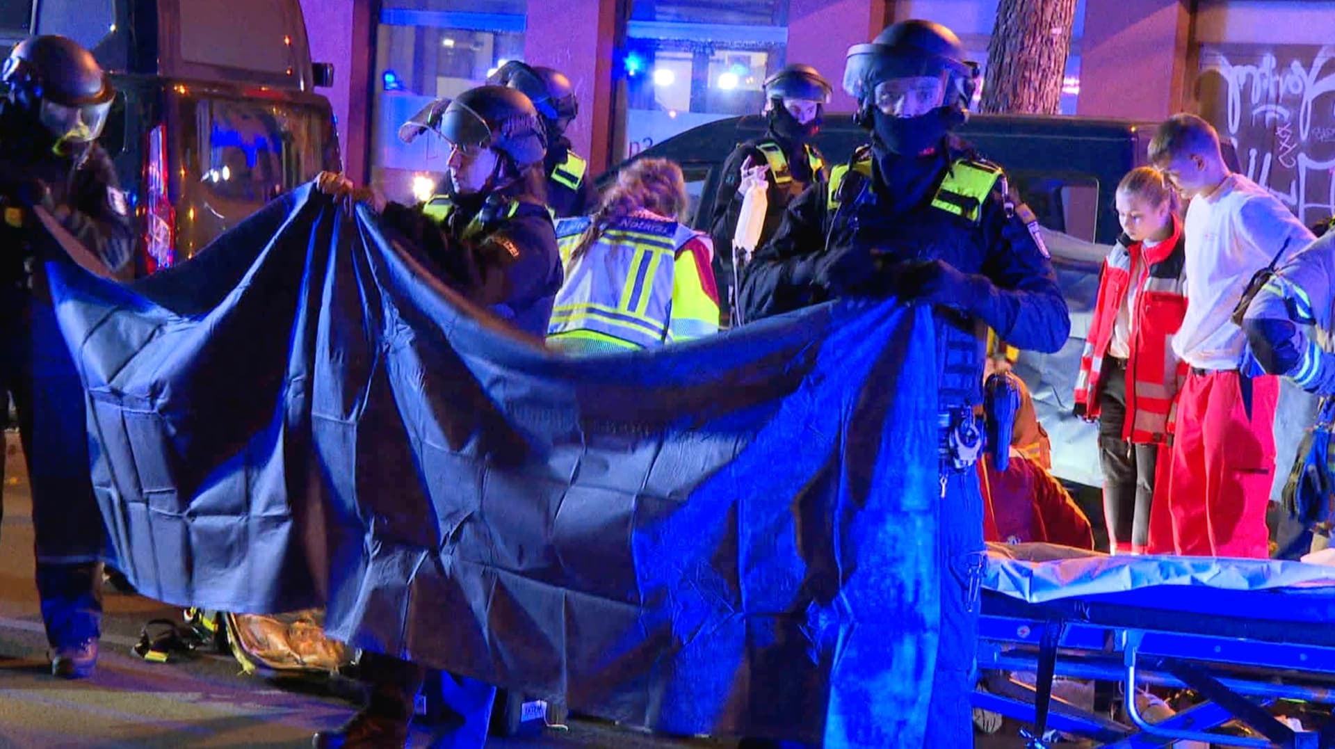 Polizei-Großeinsatz in Berlin: Mann (31) auf offener Straße erschossen!