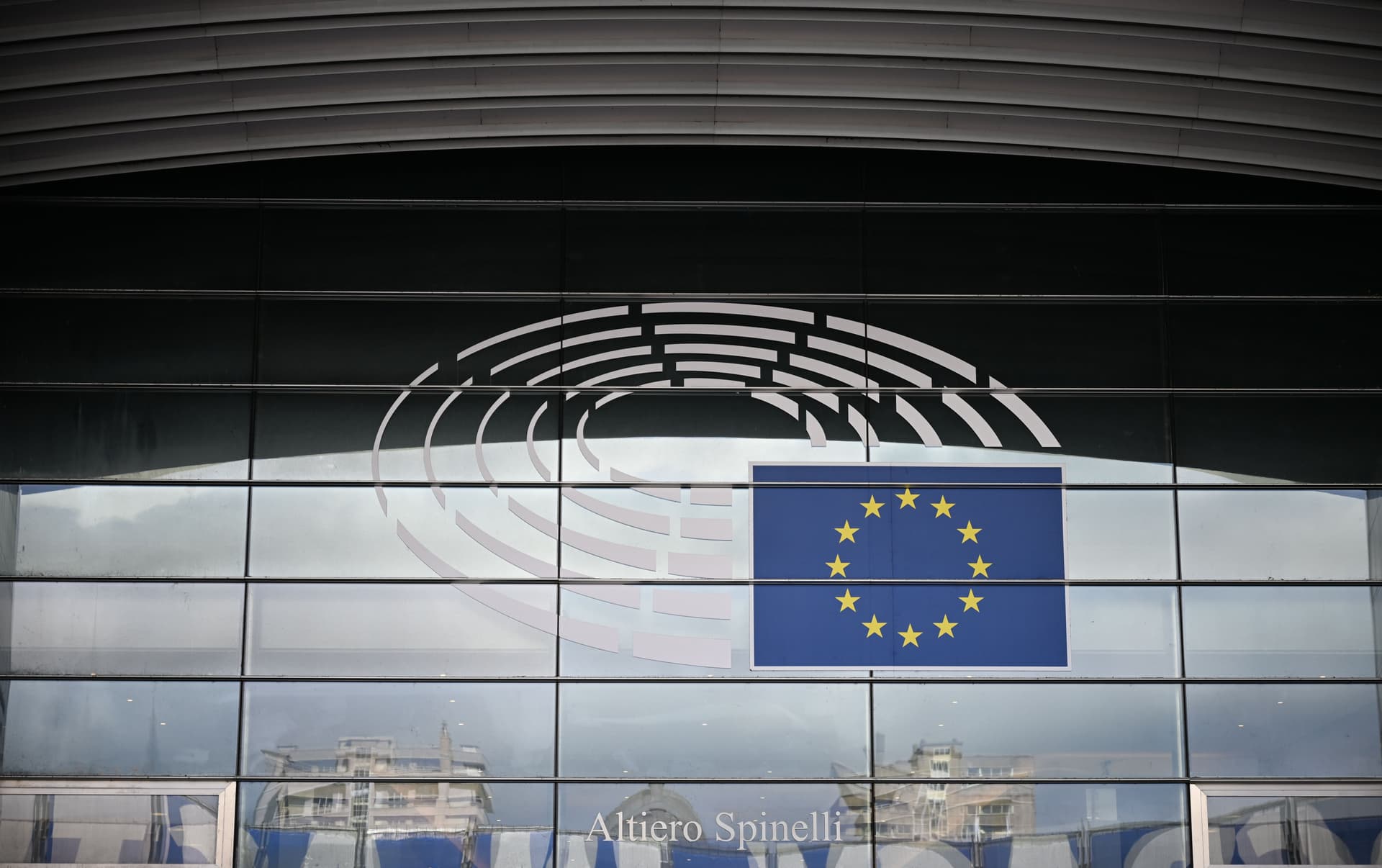 Industriestrompreis: EU-Kommission gibt grünes Licht