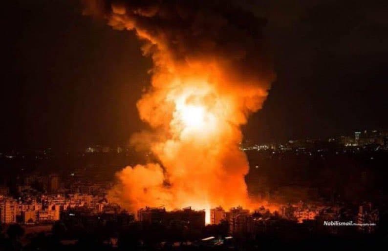 Explosionen in Teheran: Israelisches Militär greift iranische Militärziele an