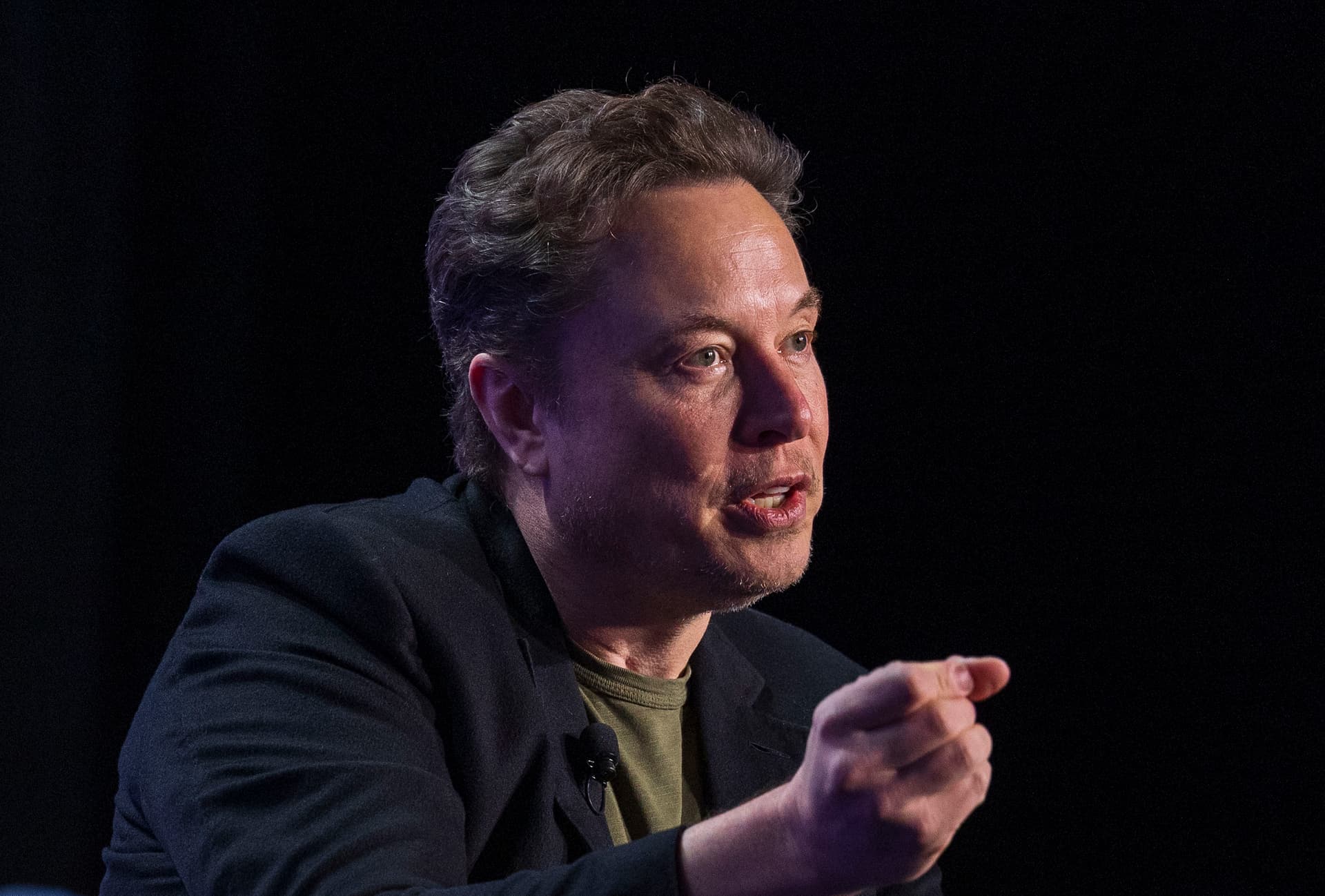 Elon Musk klagt an: „Mein Sohn wurde vom Woke-Virus getötet“