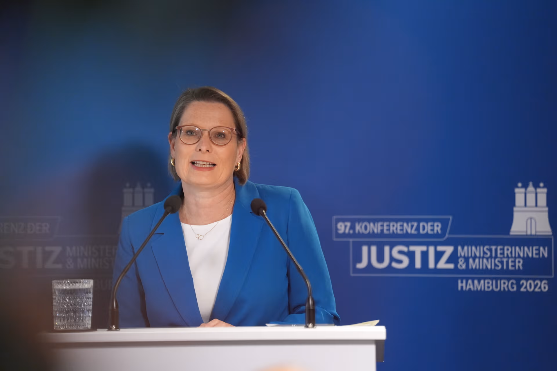 Justizministerin Hubig möchte Gesinnungsprüfung für Gerichtsschöffen