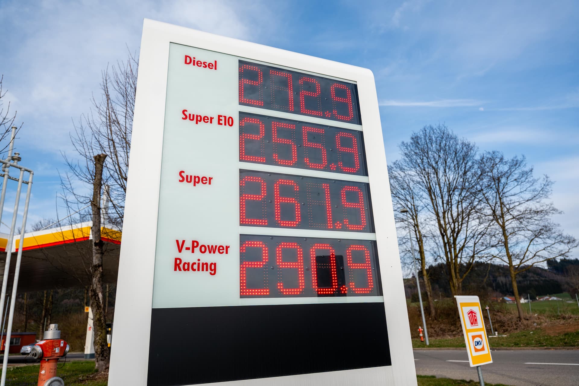 Ab heute gilt: Tankstellen dürfen Preise nur noch einmal täglich erhöhen