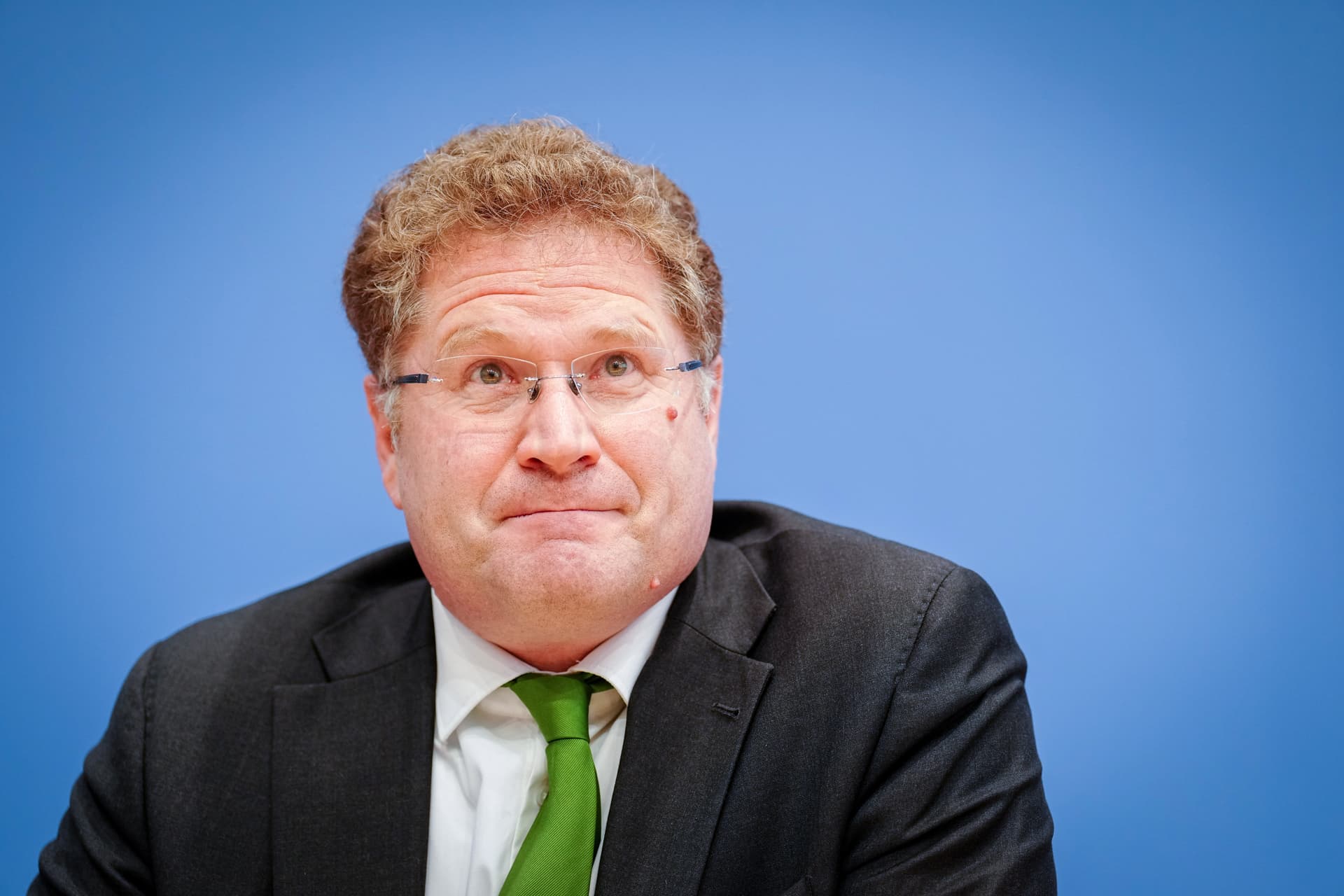 Grüner Filz: Graichens Trauzeuge tritt zurück