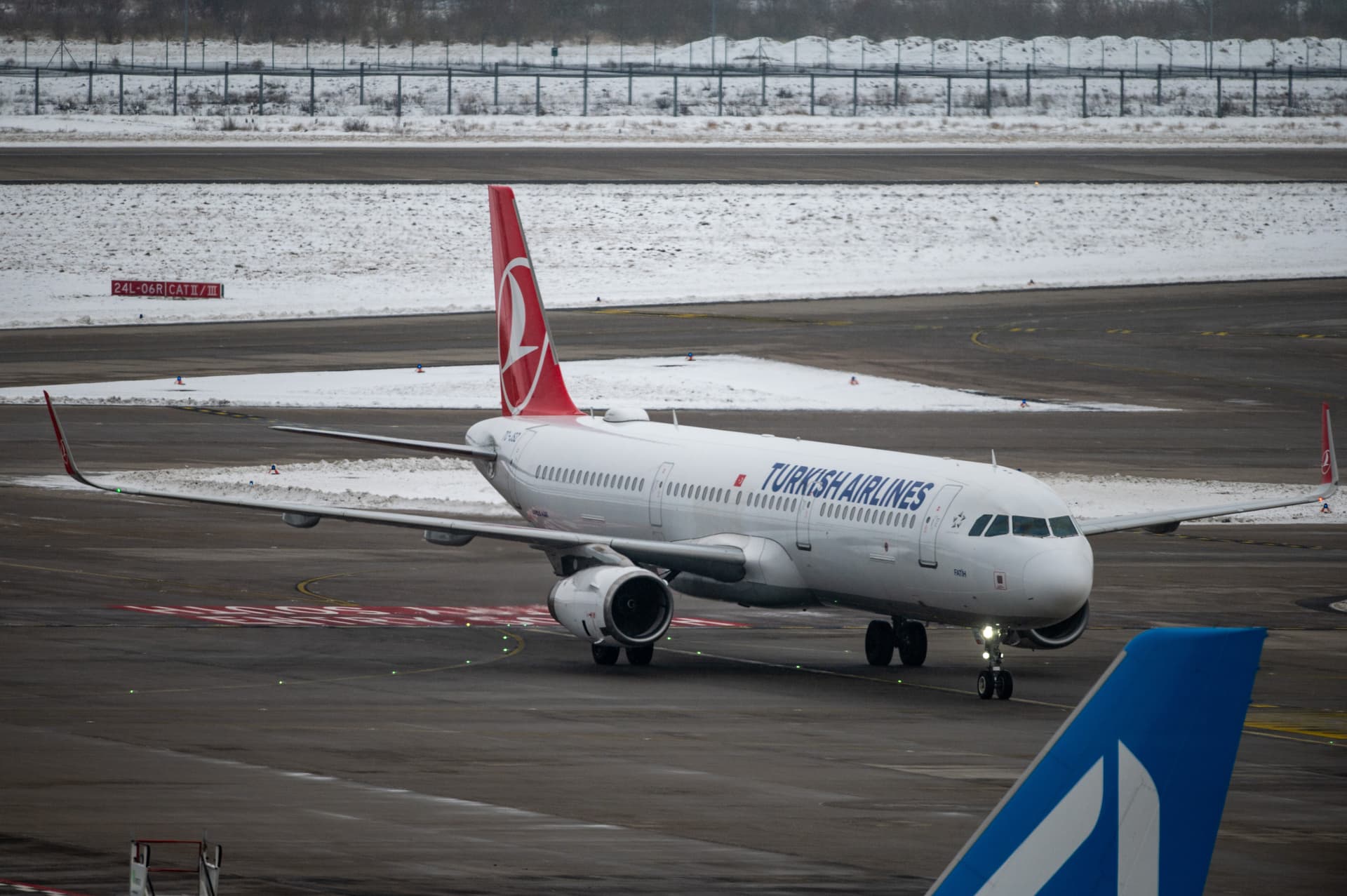 Landung in Eis und Schnee: 32 Afghanen aus Aufnahmeprogramm nach Deutschland gebracht