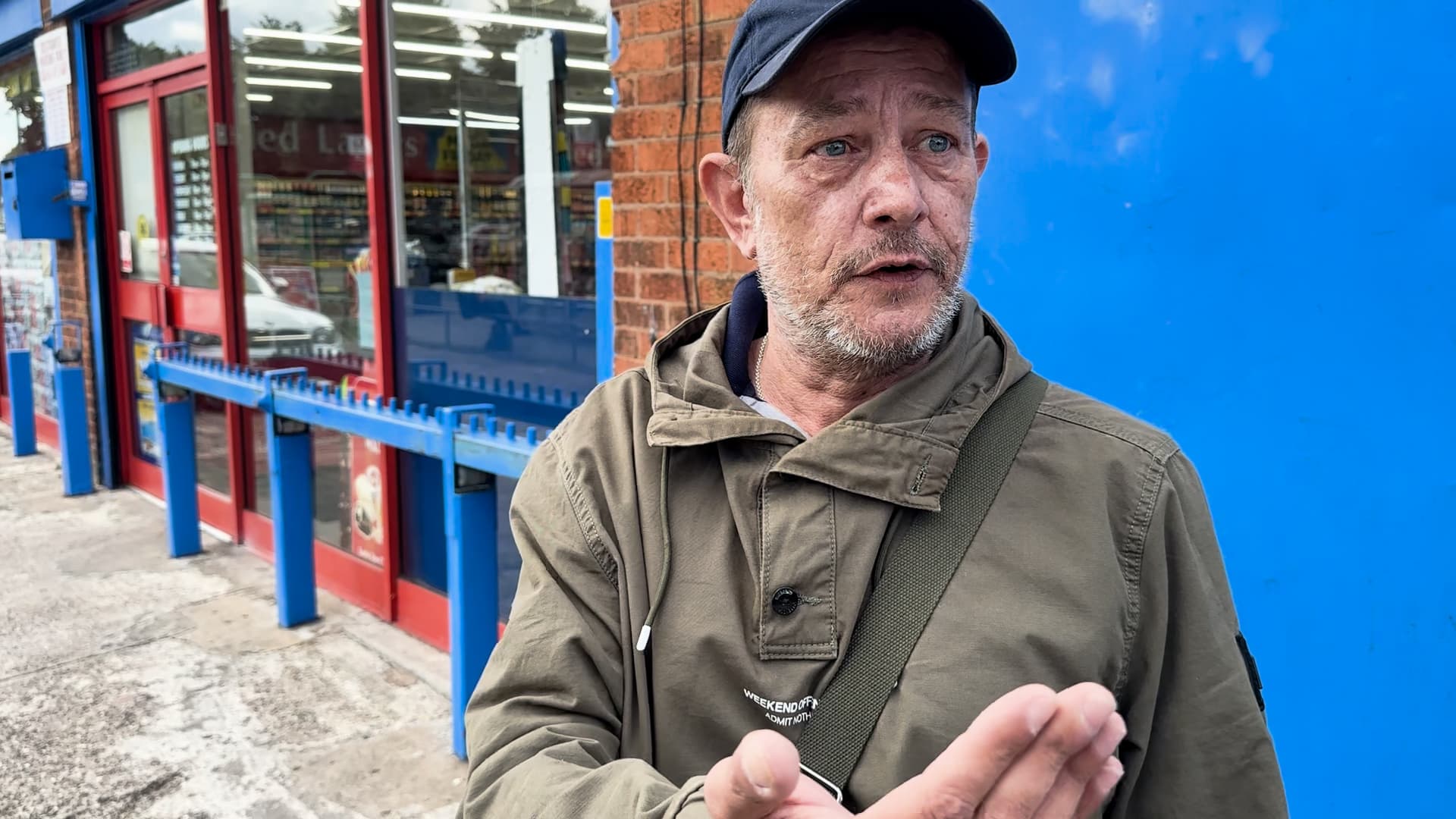 Radikale Migranten überfallen Pub in Birmingham: „Muslimische Mobs gehen jetzt mit Schwert und Machete auf die Straße“