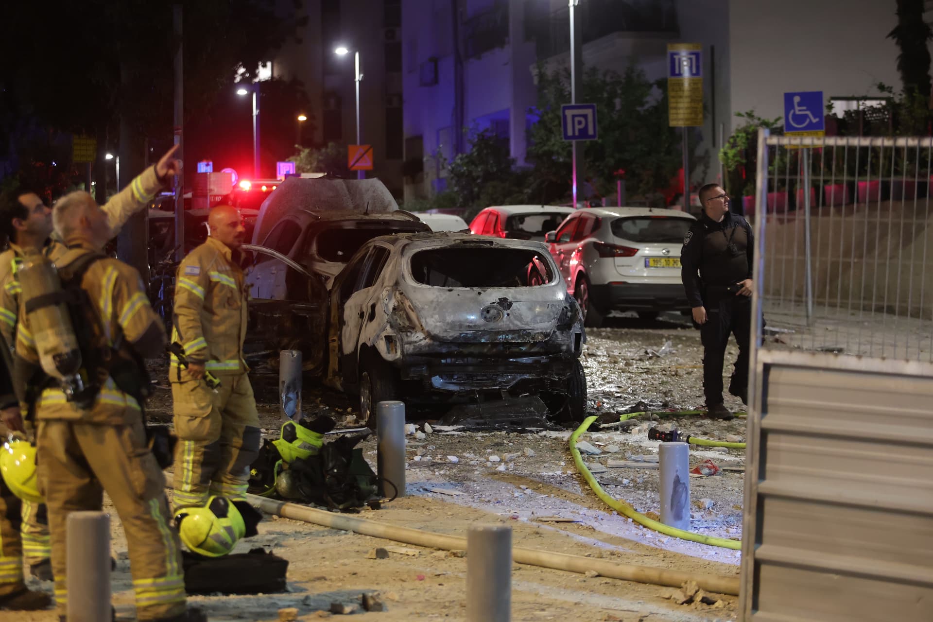 Wieder Raketen-Angriffe auf Tel Aviv! +++ Gegen-Offensive auf Gaza läuft +++ Krieg gegen Israel +++ Hamas-Bestien entführen Frauen und Kinder!