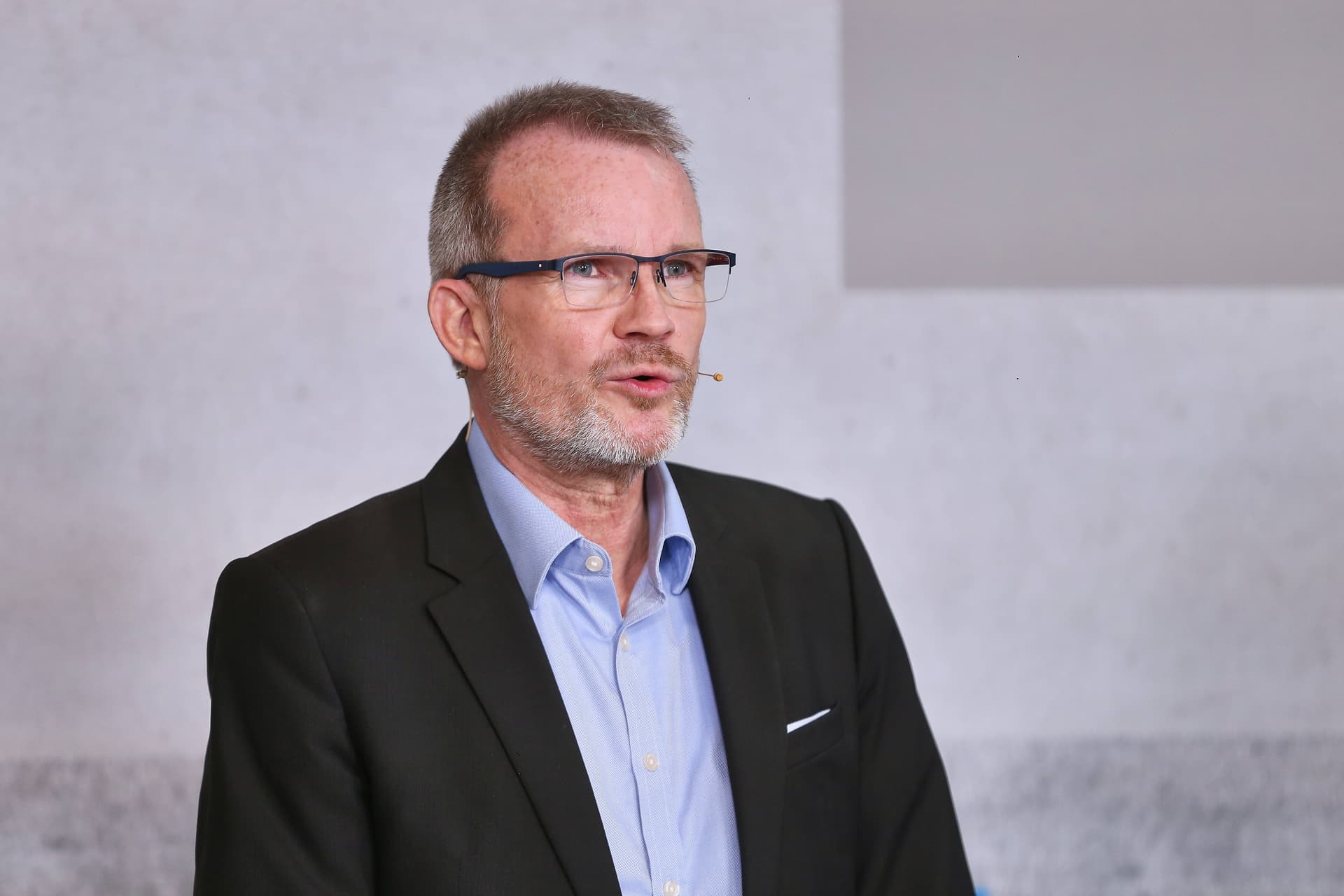 TK-Chef kritisiert Klingbeil: „Versicherte und Arbeitgeber müssen jedes Jahr 10 Milliarden für die Versicherung von Bürgergeld-Empfängern aufbringen“