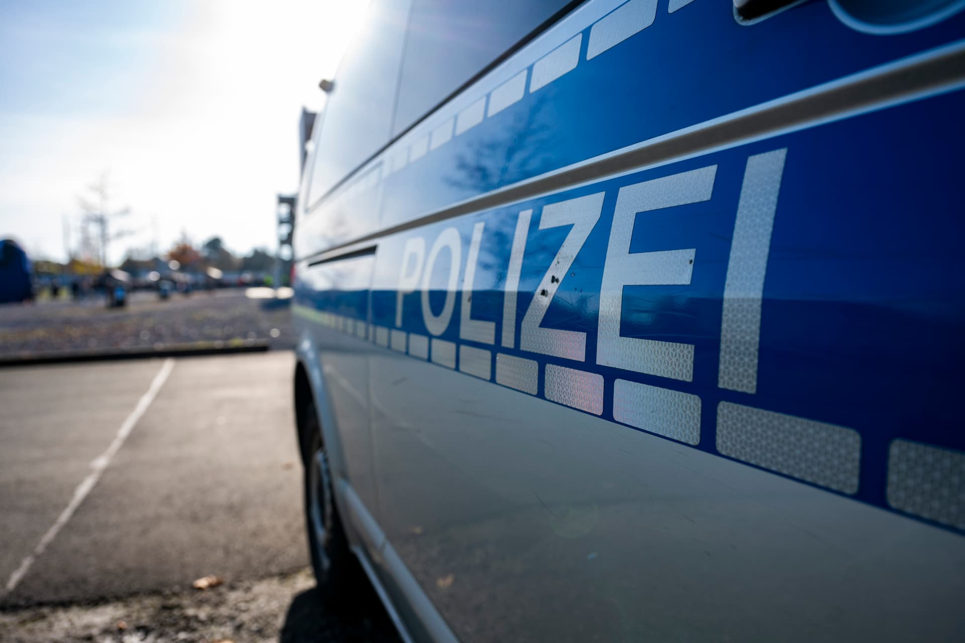 Lebensgefährlich verletzt! 13-jährige Islamistin sticht in Psychiatrie auf Pflegerin (24) ein