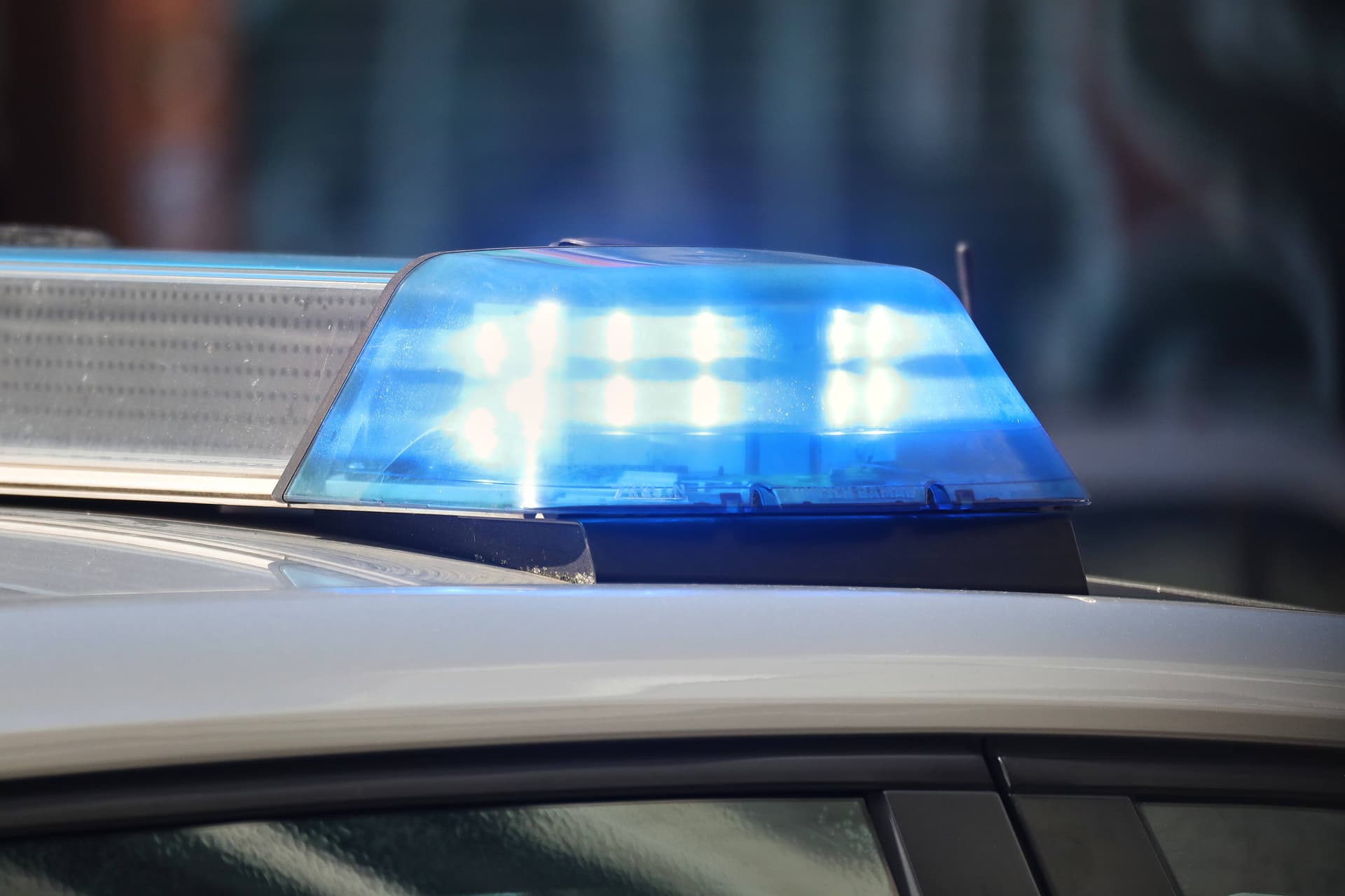 Mann (66) schwer verletzt, Täter (40) gefasst: Messer-Attacke in Berliner Supermarkt!