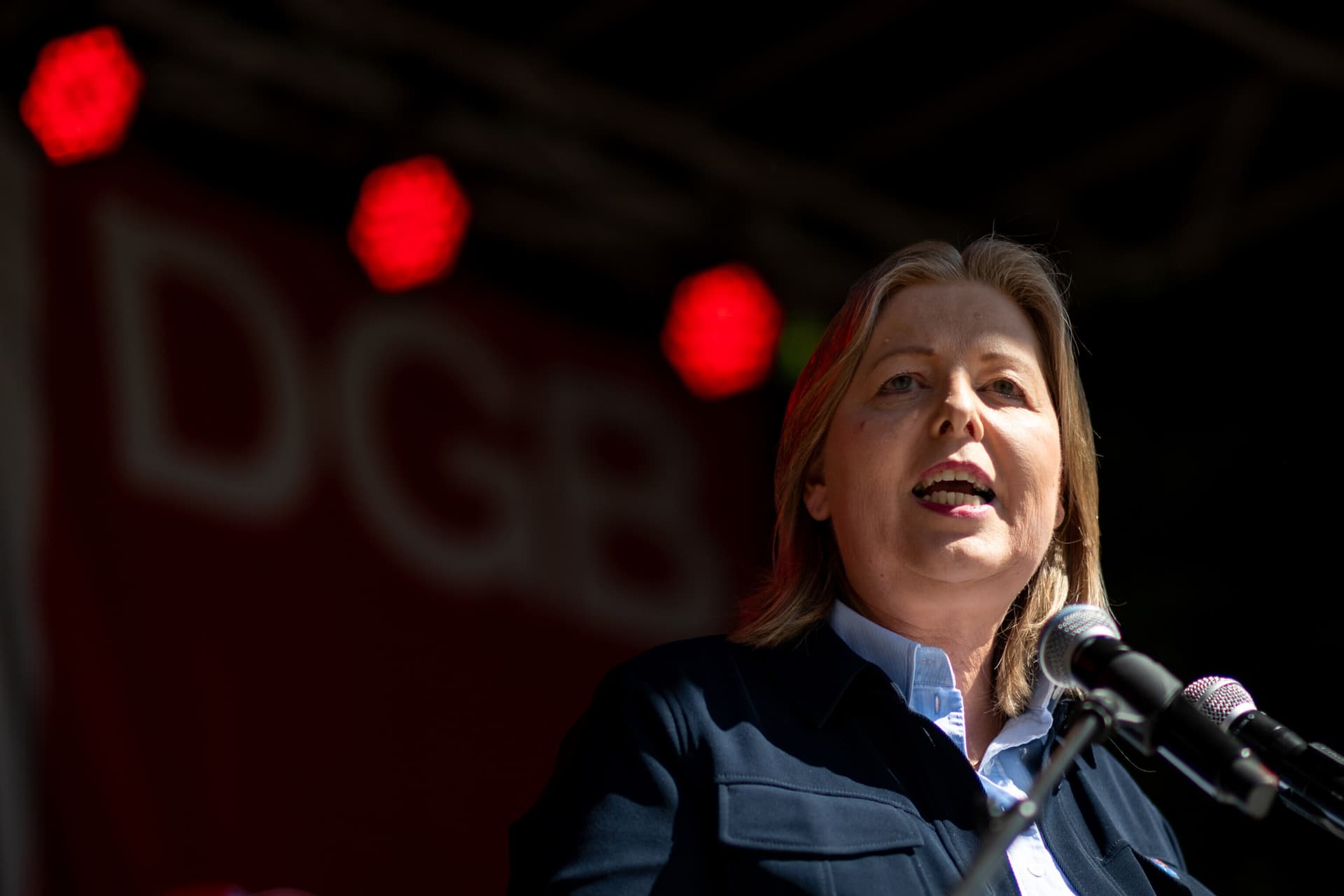 Wie Arbeitsministerin Bärbel Bas am 1. Mai den Protest gegen den Kanzler anheizte