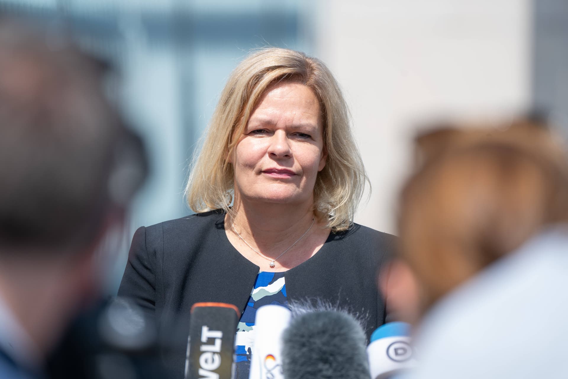 Grüne gegen Faeser-Vorschlag zur Abschiebung von Clan-Mitgliedern
