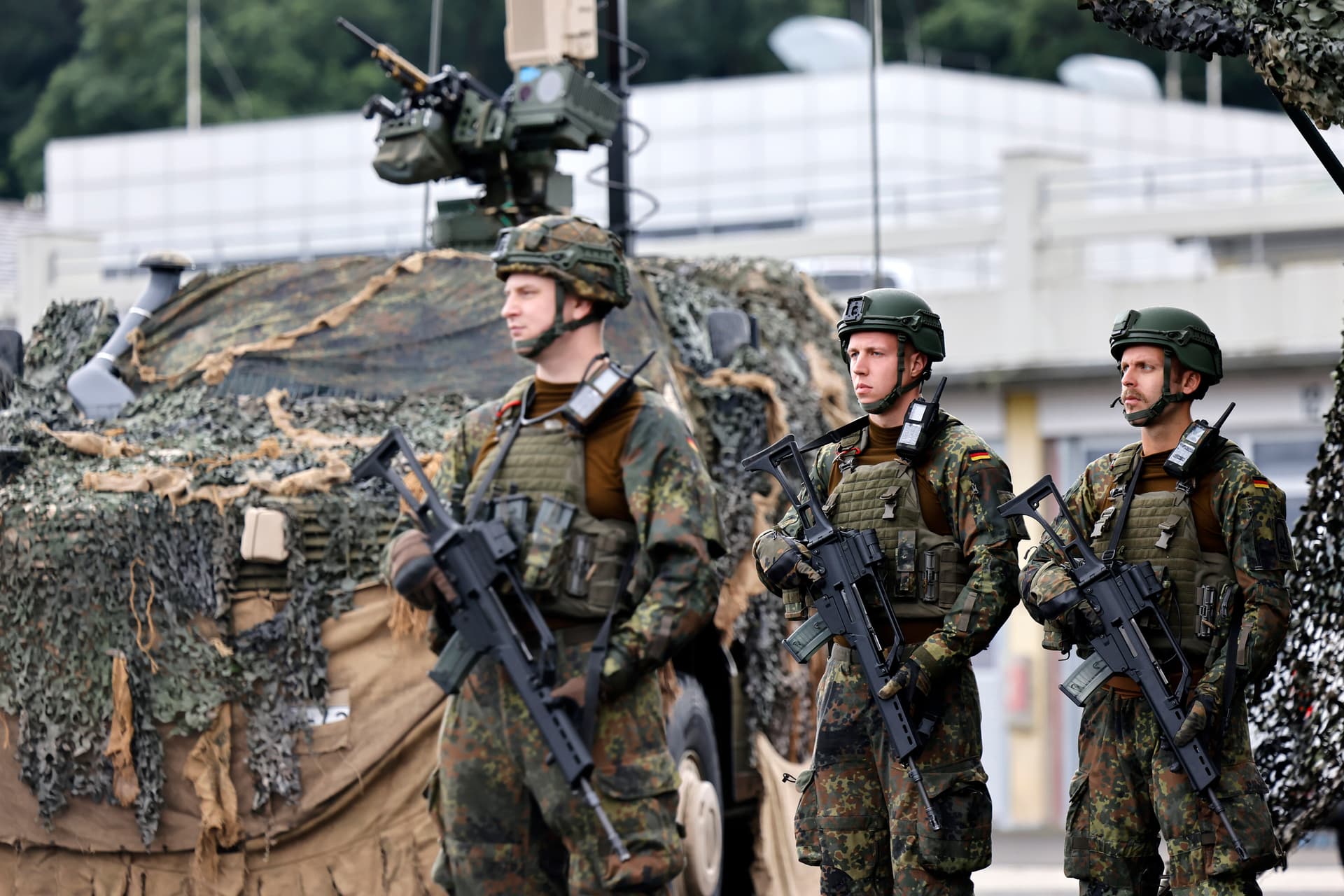 FDP-Politikerin Strack-Zimmermann offen für Bundeswehr-Soldaten ohne deutschen Pass