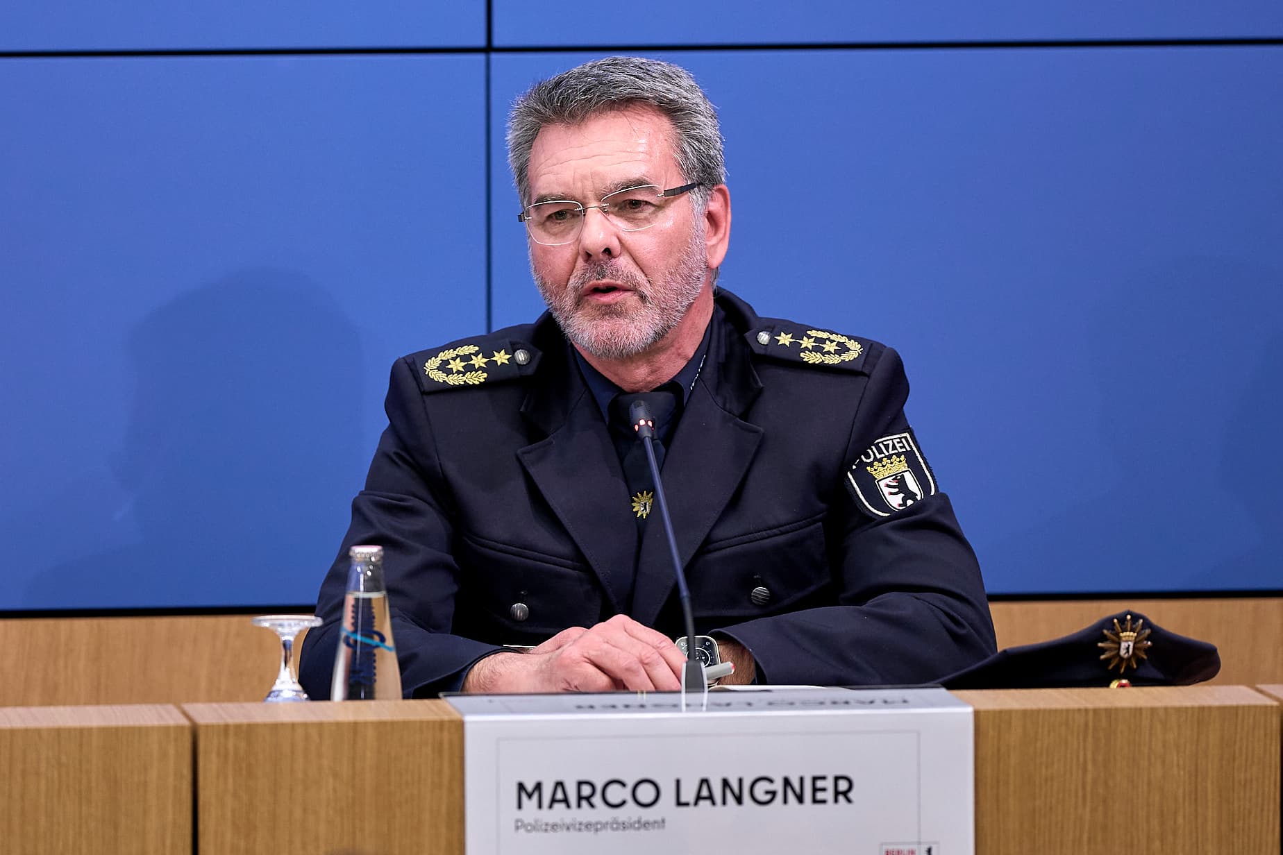 Polizei-Vizepräsident Berlin bestätigt: Mindestens eine Tote durch Strom-Terror