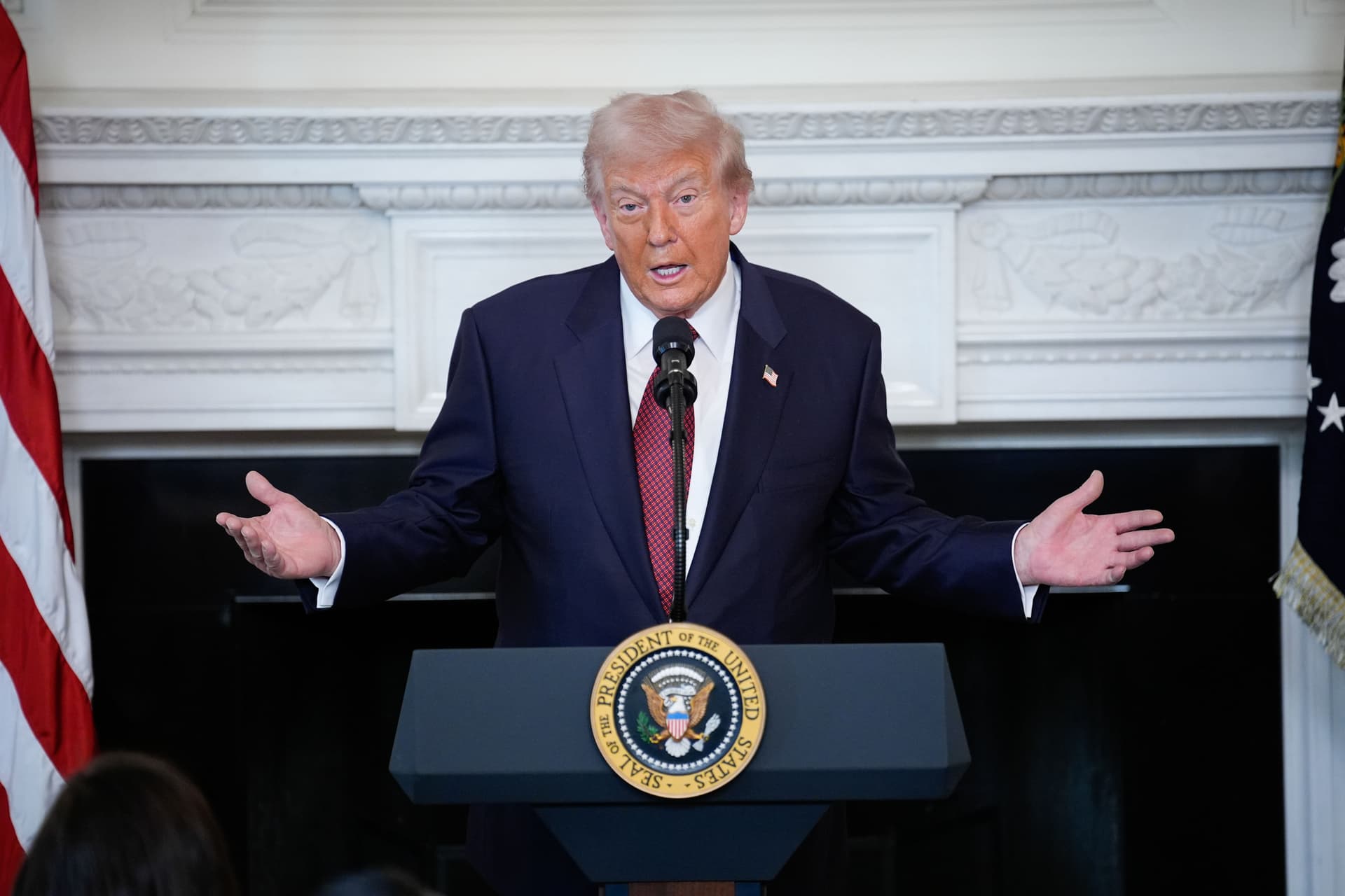 Trump-Regierung verschärft US-Visa-Regeln! Dicke müssen draußen bleiben – außer, sie sind reich