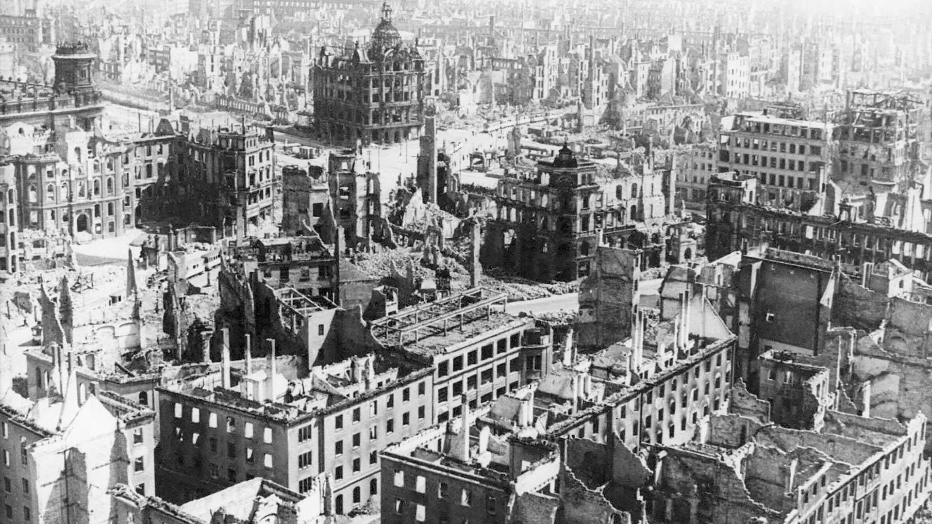 Bombardierung deutscher Städte im Zweiten Weltkrieg: Warum dieser Kommentar von Julian Reichelt nicht unwidersprochen bleiben darf