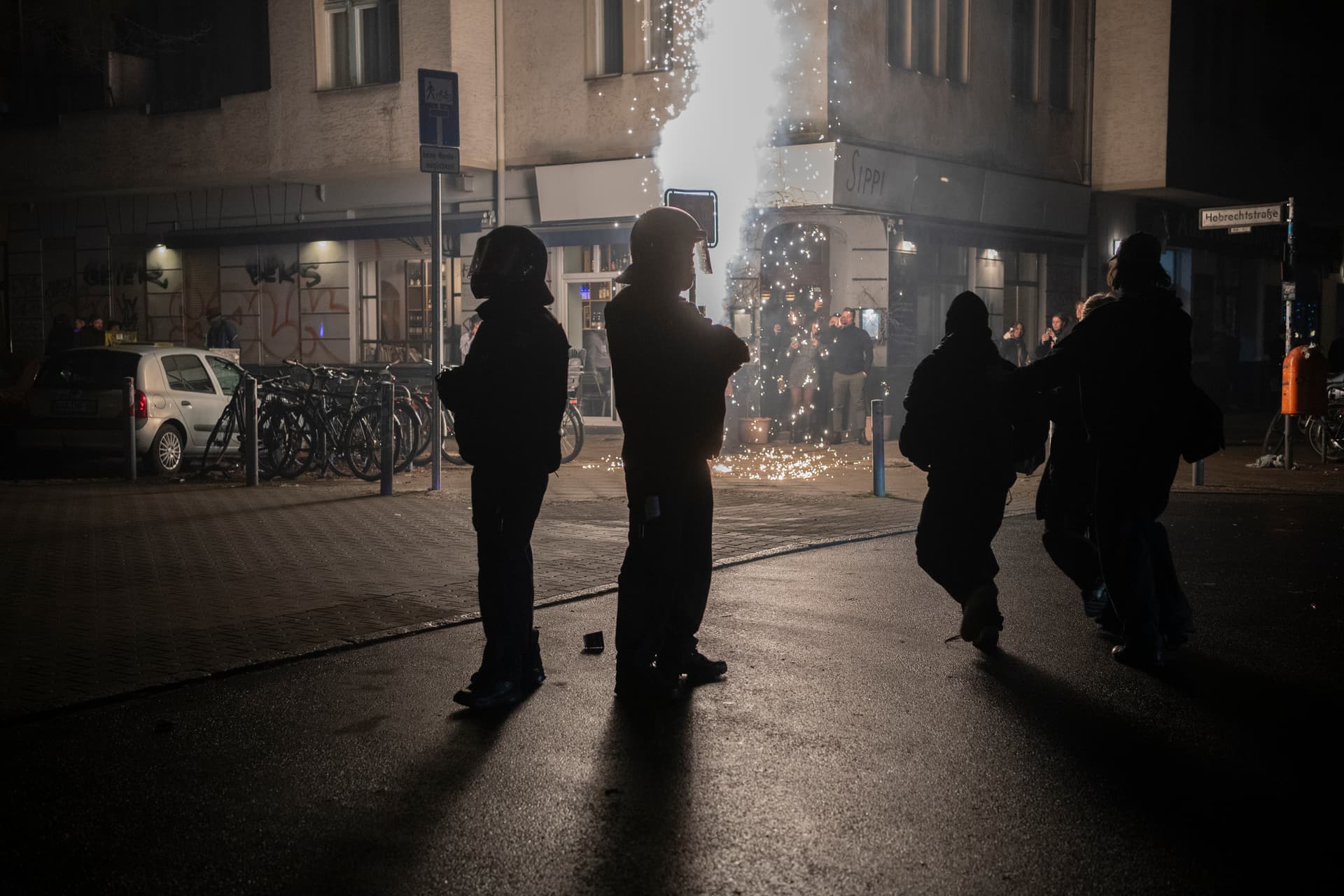 Vornamensliste zu Silvester-Tätern schlägt Wellen: Polizei Berlin jagt NIUS-Quelle mit Sonderkommission