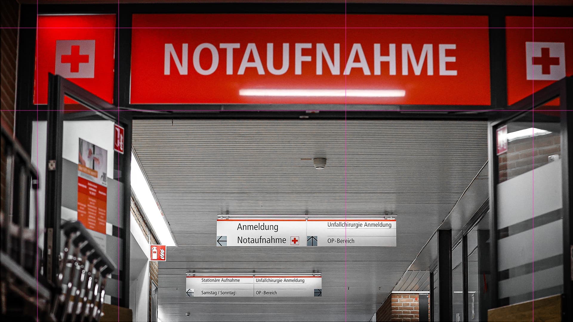 In Frankfurter Notaufnahme: Jugendlicher droht, Mitarbeiter zu erschießen und feuert mit Pfefferpistole auf Arzt