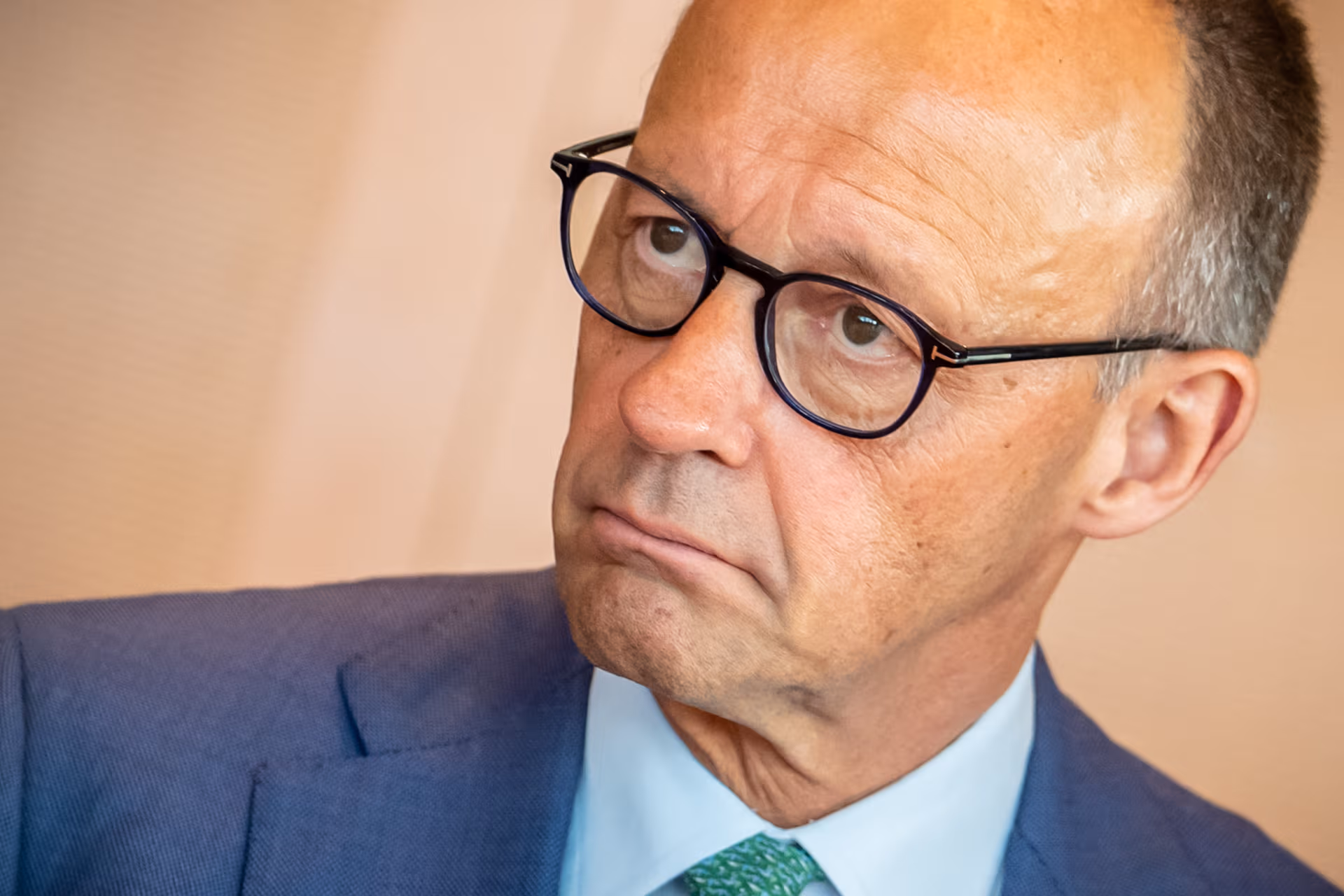 INSA-Umfrage: Mehrheit will Politiker-Beleidigungsparagraf abschaffen