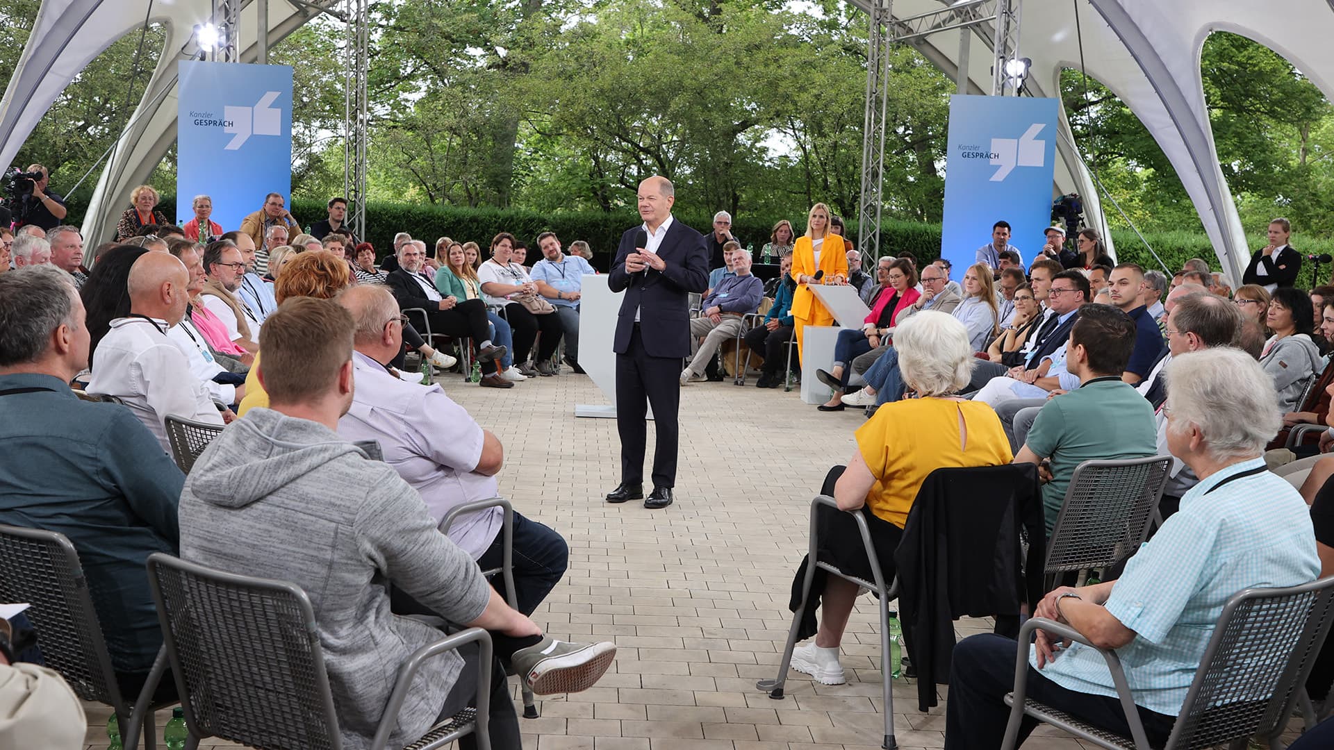 Ausgesuchte Gäste bei Bürgerdialogen – Warum die Bürger nicht das Volk sind