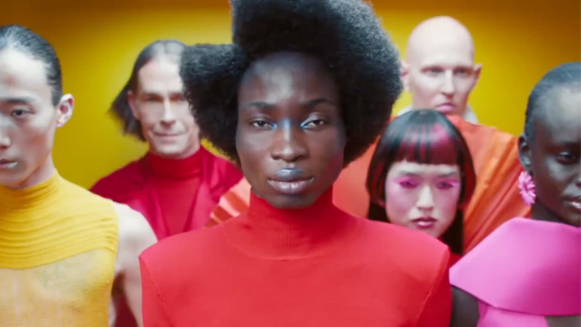 Jaguar auf Selbstzerstörungskurs mit Woke-Werbespot