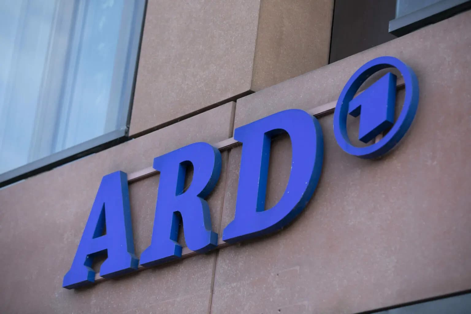 Gebühren-Hammer: ARD plant Erhöhung des Rundfunkbeitrags auf über 20 Euro