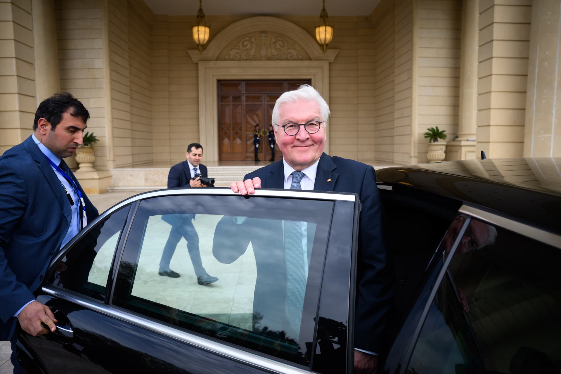 Bürgermeister, Bundesbank, Ministerium: Diese Behörden suchen aktuell Chauffeure von Ihrem Steuergeld