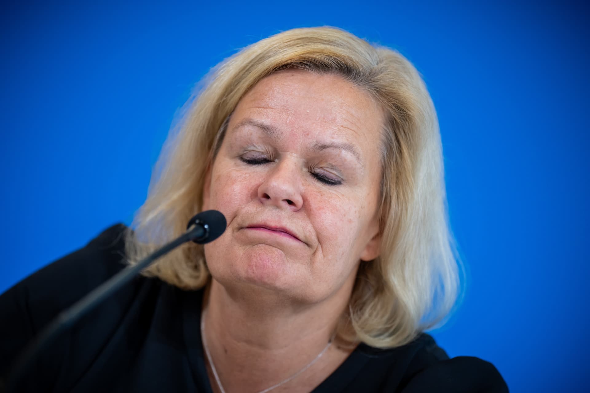 Vor einem Jahr sagte Nancy Faeser noch: „Ich will das Herzstück der Europäischen Union – offene Grenzen im Inneren – verteidigen“