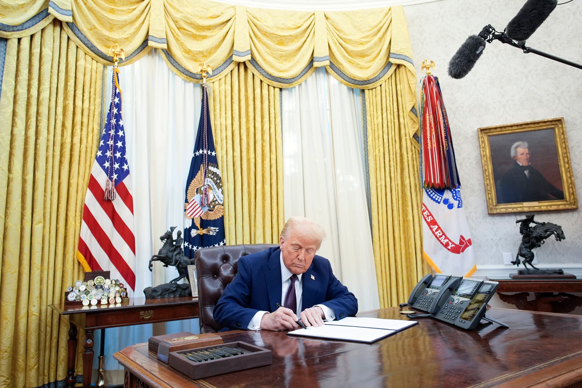 Schluss mit illegaler Migration, Green Deal und Gender-Wahn: So spektakulär verlief Trumps erste Woche als 47. US-Präsident