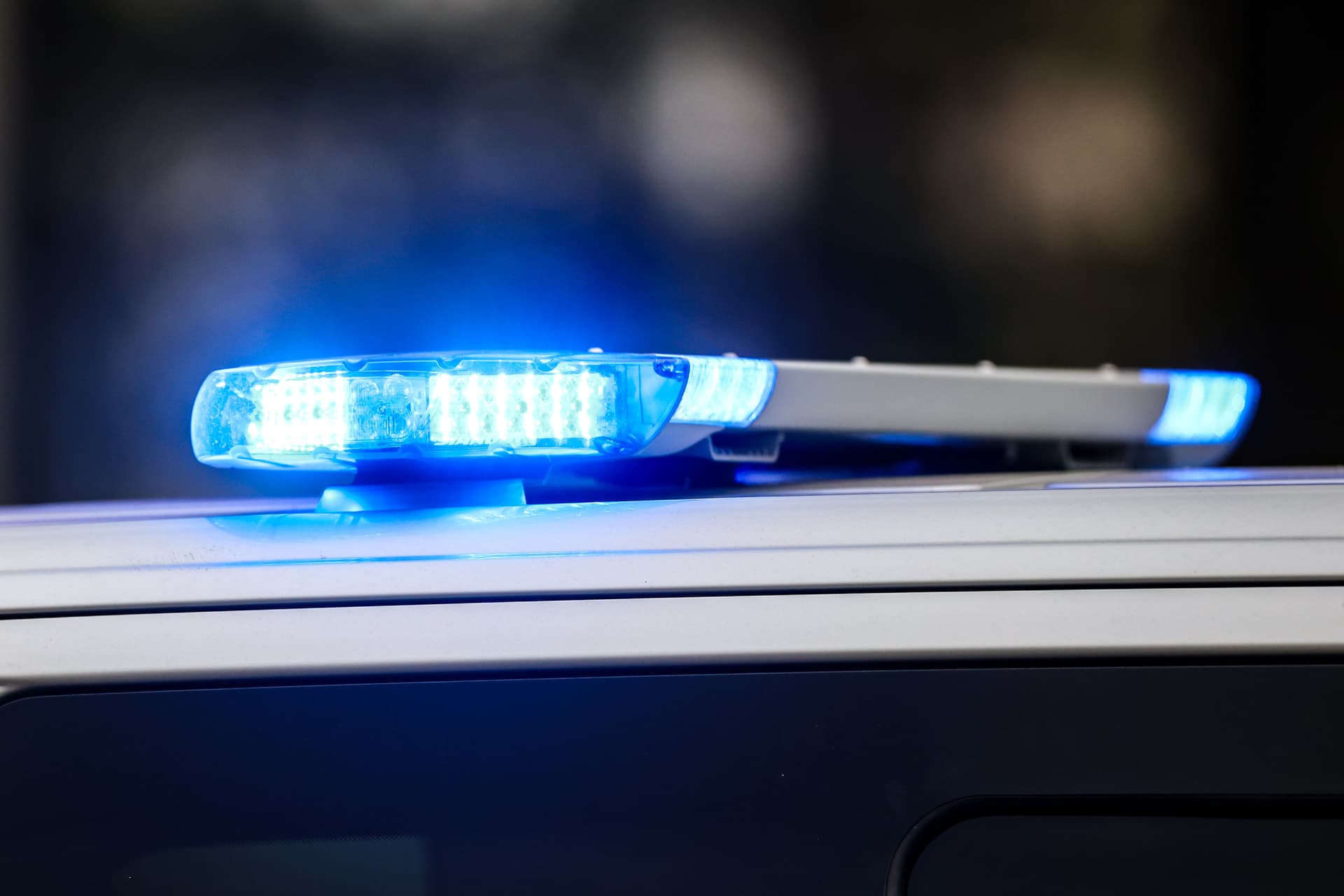 Iraker (35) soll Ex-Lebensgefährtin mit Auto erfasst haben – Frau (29) lebensgefährlich verletzt