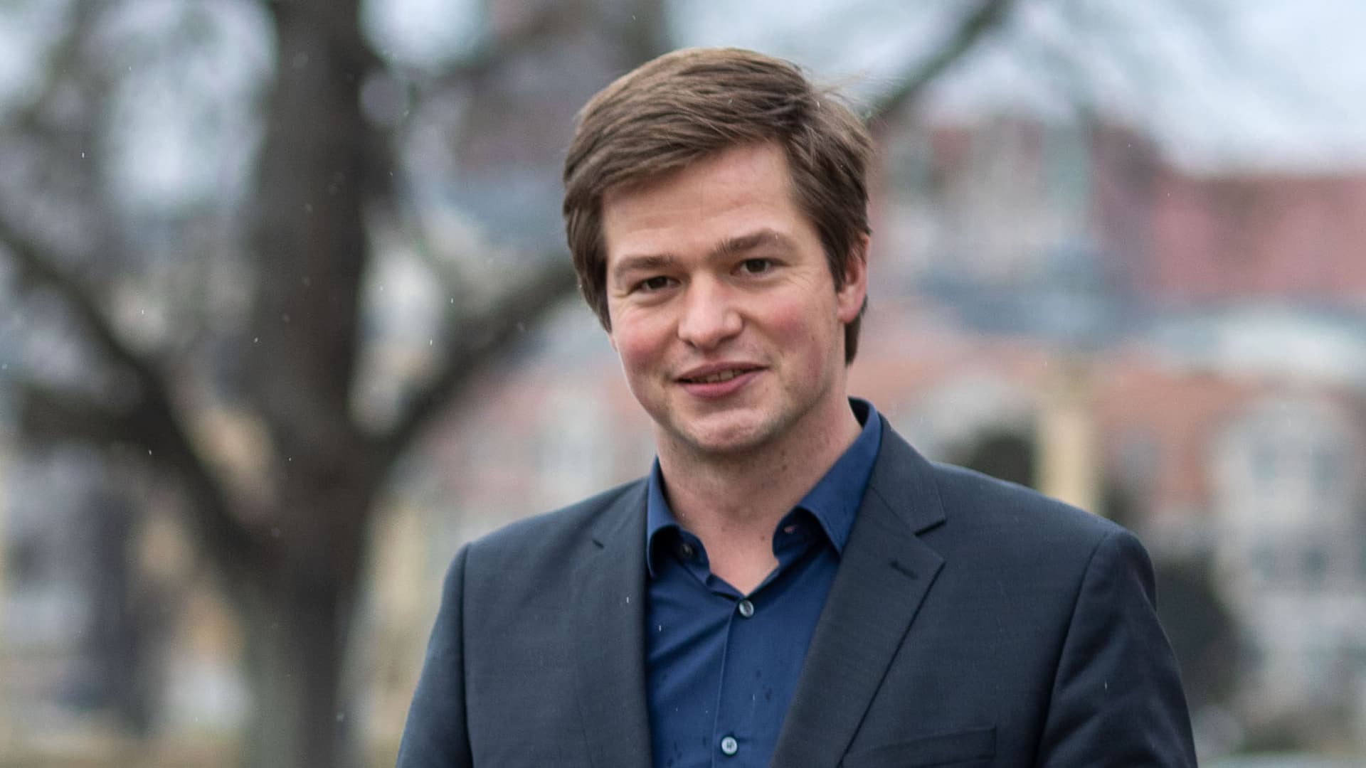 Irres Interview: SPD-Politiker gibt zehn Mal die gleiche Antwort
