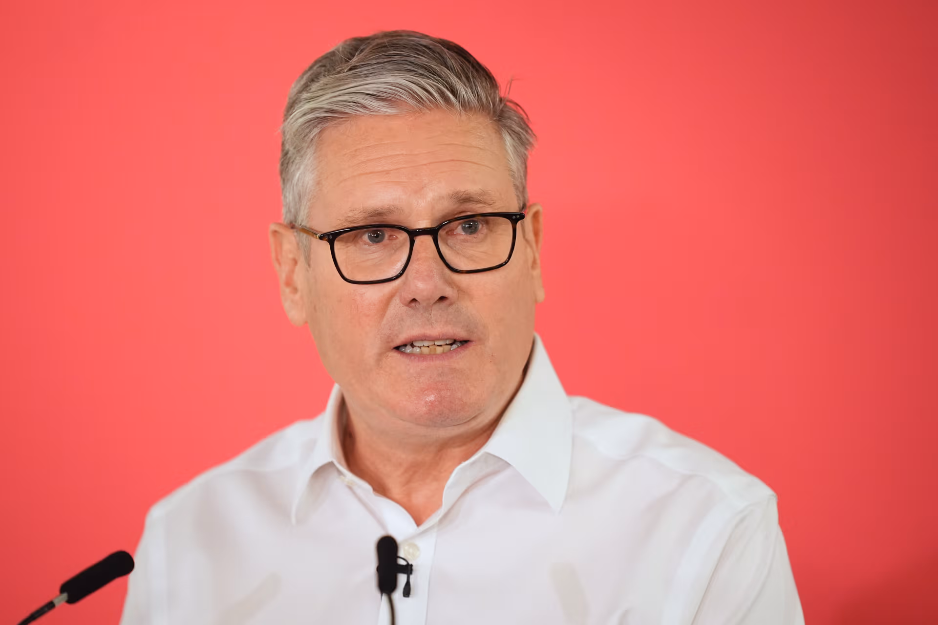 Keir Starmer will im Amt bleiben: Vier Regierungsmitglieder sind bereits zurückgetreten