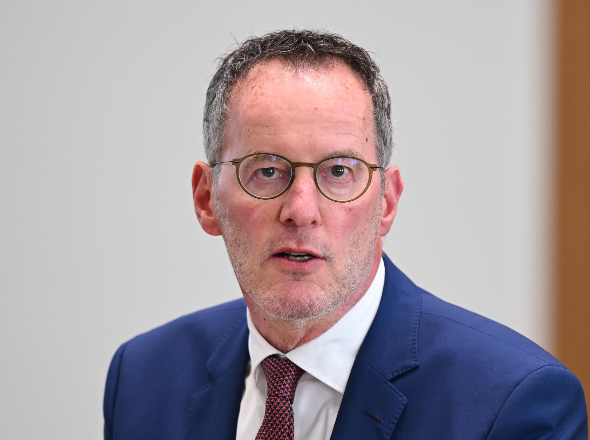 Erlass von SPD-Innenminister Ebling: Rheinland-Pfalz will keine AfD-Mitglieder mehr im öffentlichen Dienst einstellen