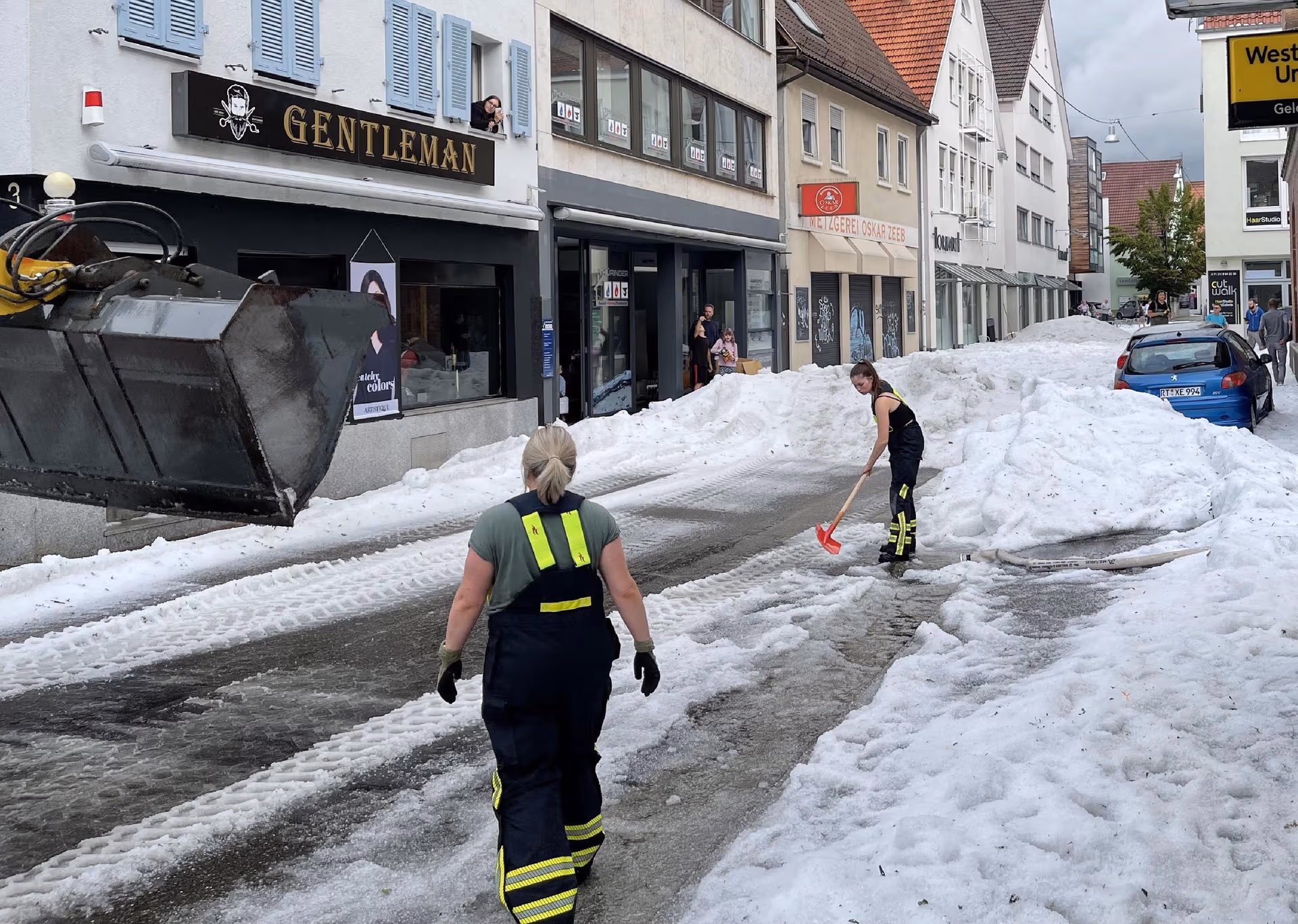 Unwetter in Reutlingen – plötzlich war Winter in deutscher Stadt