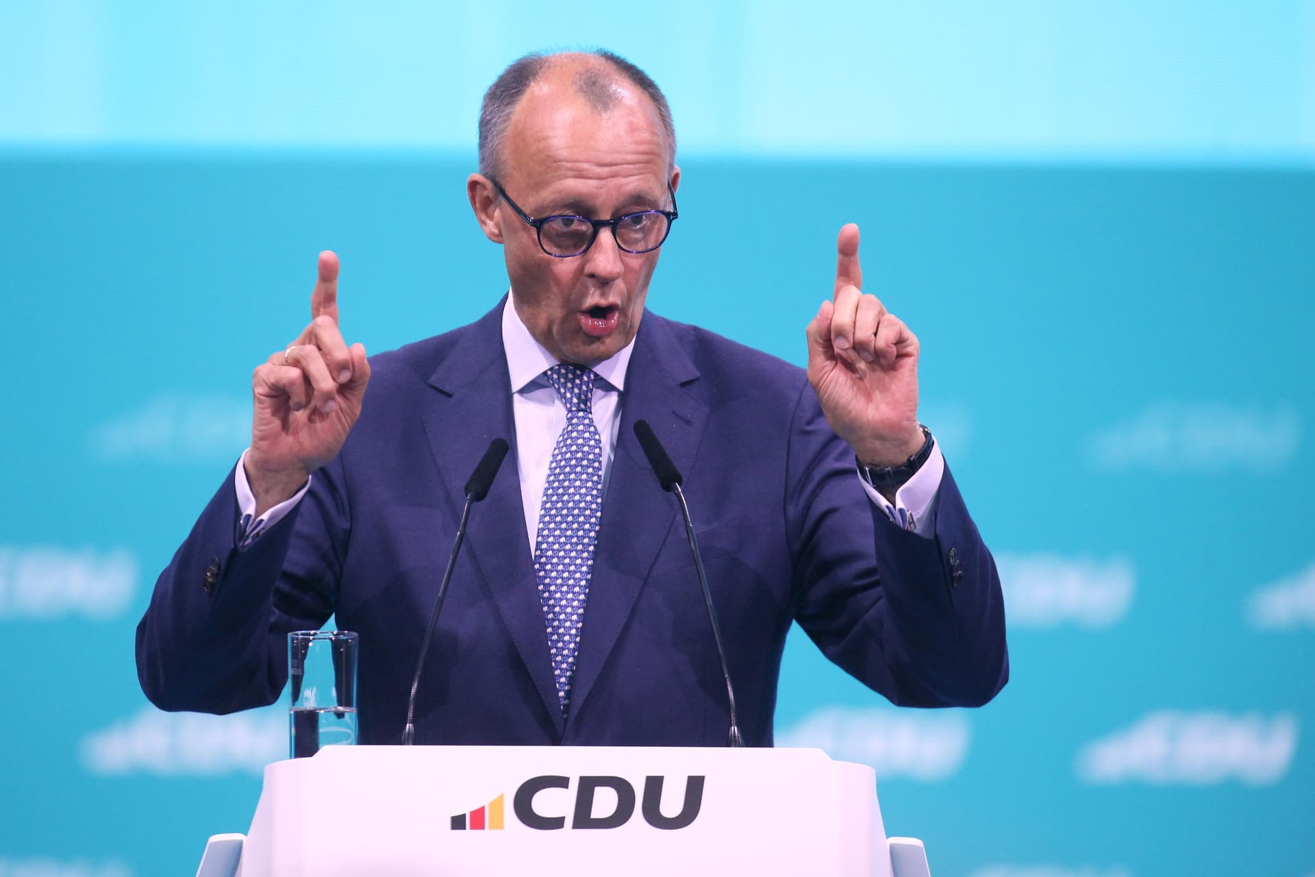 85 Prozent für Verbrenner-Aus?! Grüne feiern Ergebnis manipulierter CDU-Umfrage