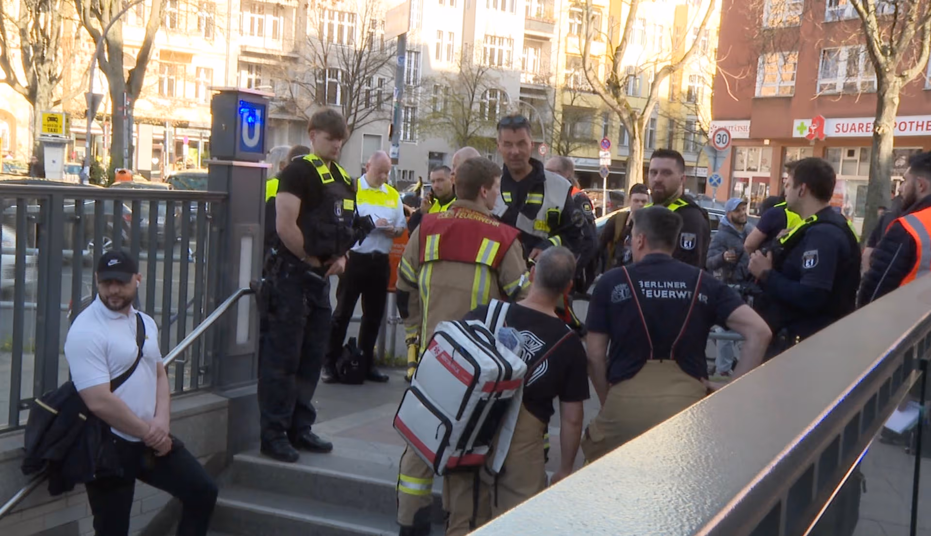 Polizeibekannter Syrer (43) ersticht Deutschen (29) nach U-Bahn-Streit! Danach wird der Täter von der Polizei erschossen