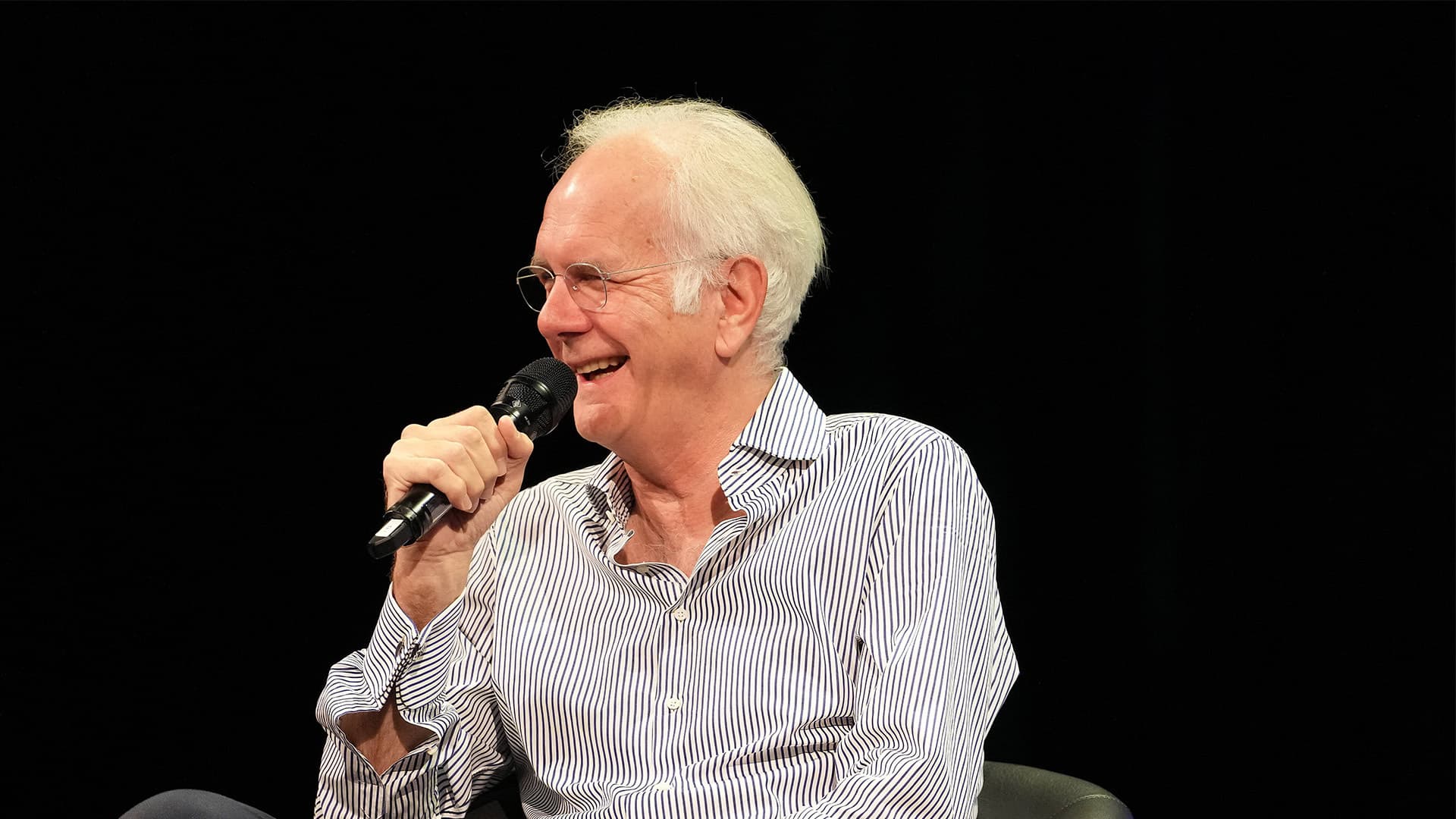 Muss Millionär Harald Schmidt wegen der Aktivrente für seine Traumschiff-Rolle keine Steuern zahlen?