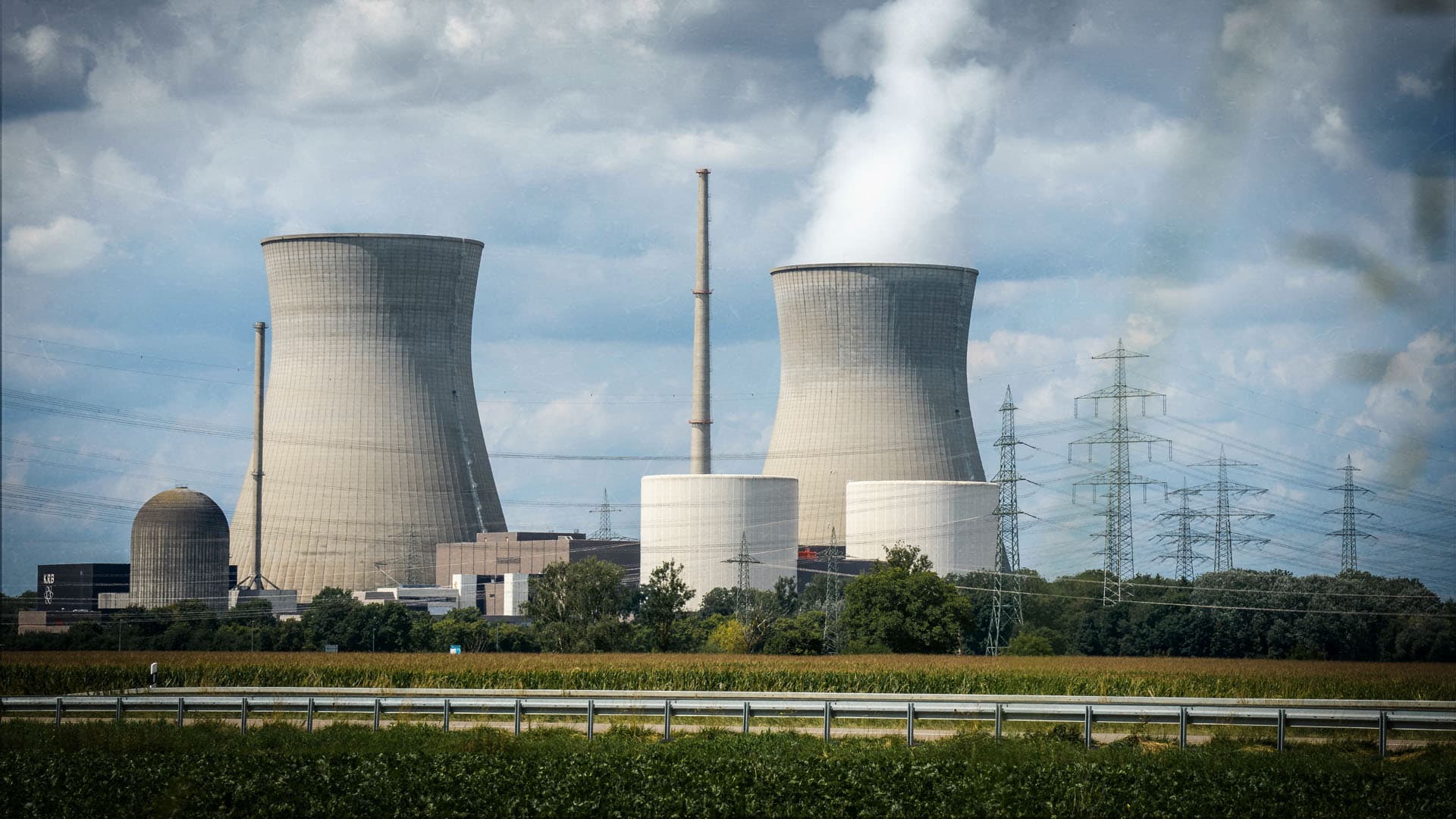 Bayerische Behörde genehmigt Sprengung von reaktivierbarem Atomkraftwerk