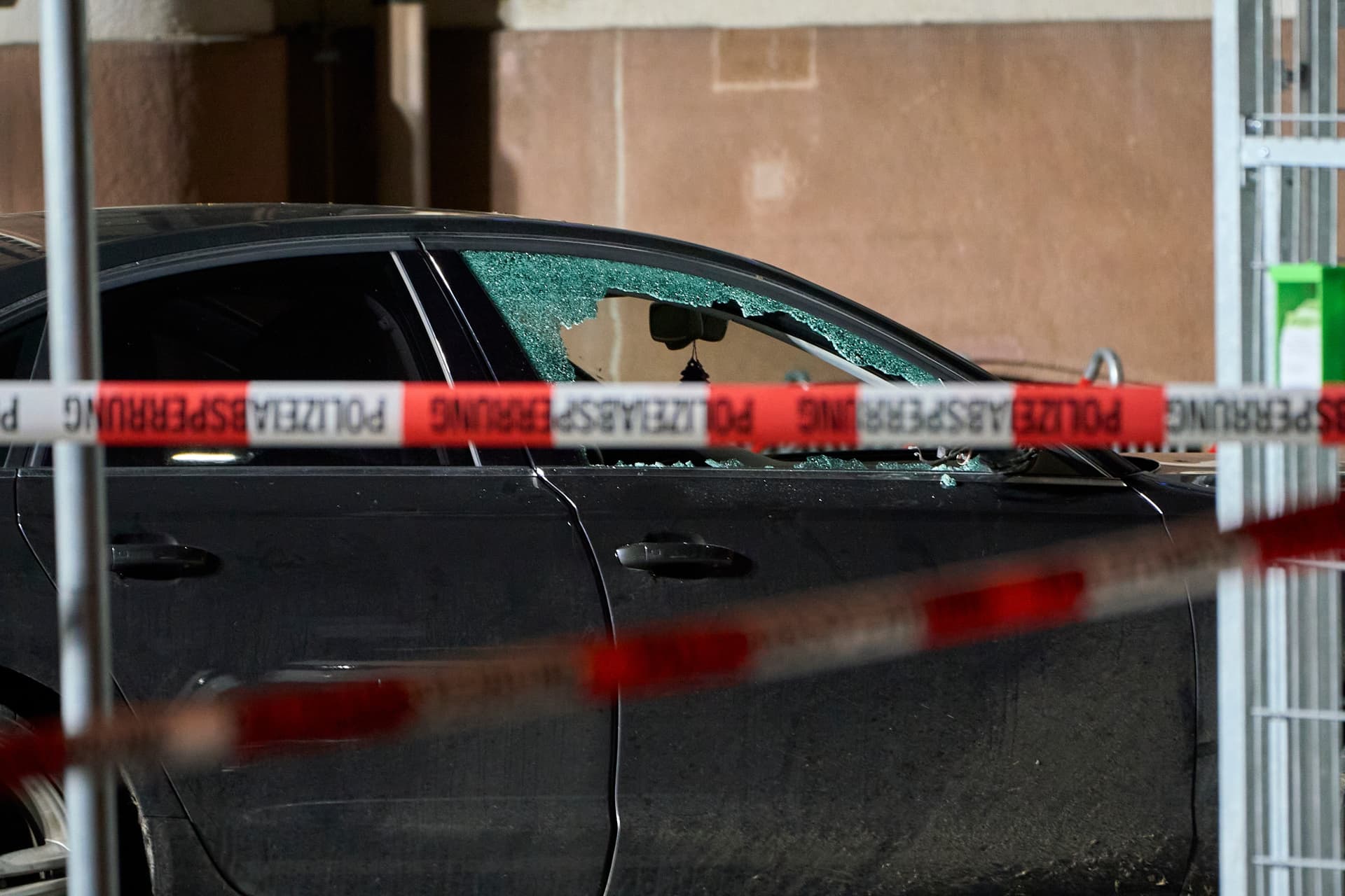 War es Terror? Mann (32) aus Aserbaidschan fährt in Gießener Innenstadt in Menschen, Frau lebensgefährlich verletzt