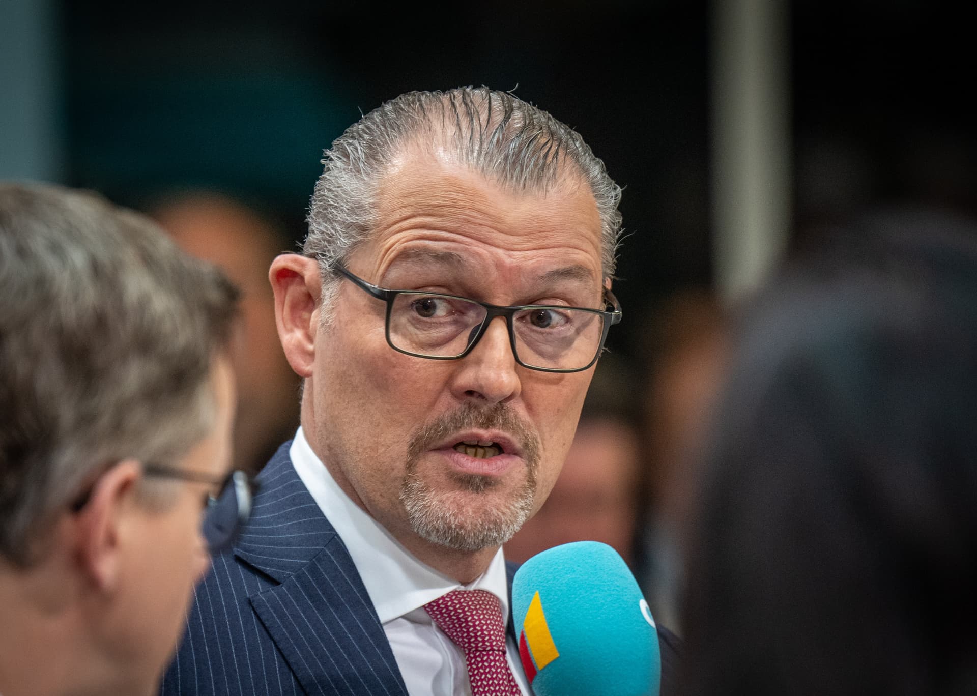 „Versagen auf ganzer Linie! Es tut weh, Deutschland in diesem Zustand zu sehen!“ Arbeitgeber-Chef Dulger rechnet mit Ampel ab