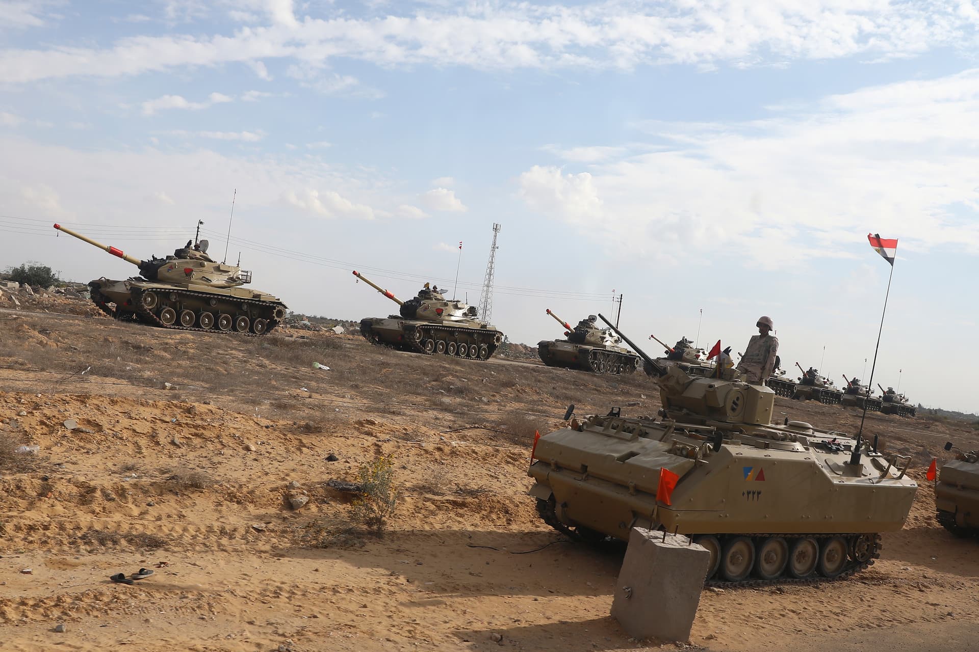 Wegen Flüchtlingsandrang: Ägypten stationiert Panzer an Grenze zu Gaza