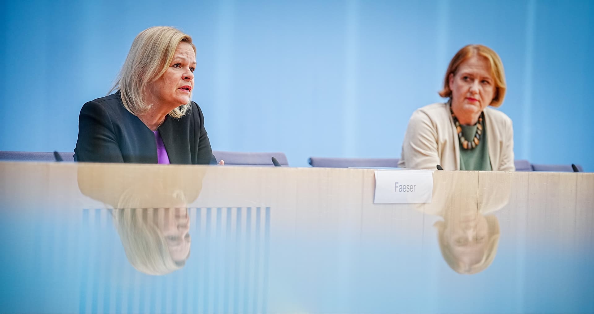 Bundestagsjuristen zweifeln an Verfassungsmäßigkeit des Demokratiefördergesetzes der Ampel-Koalition