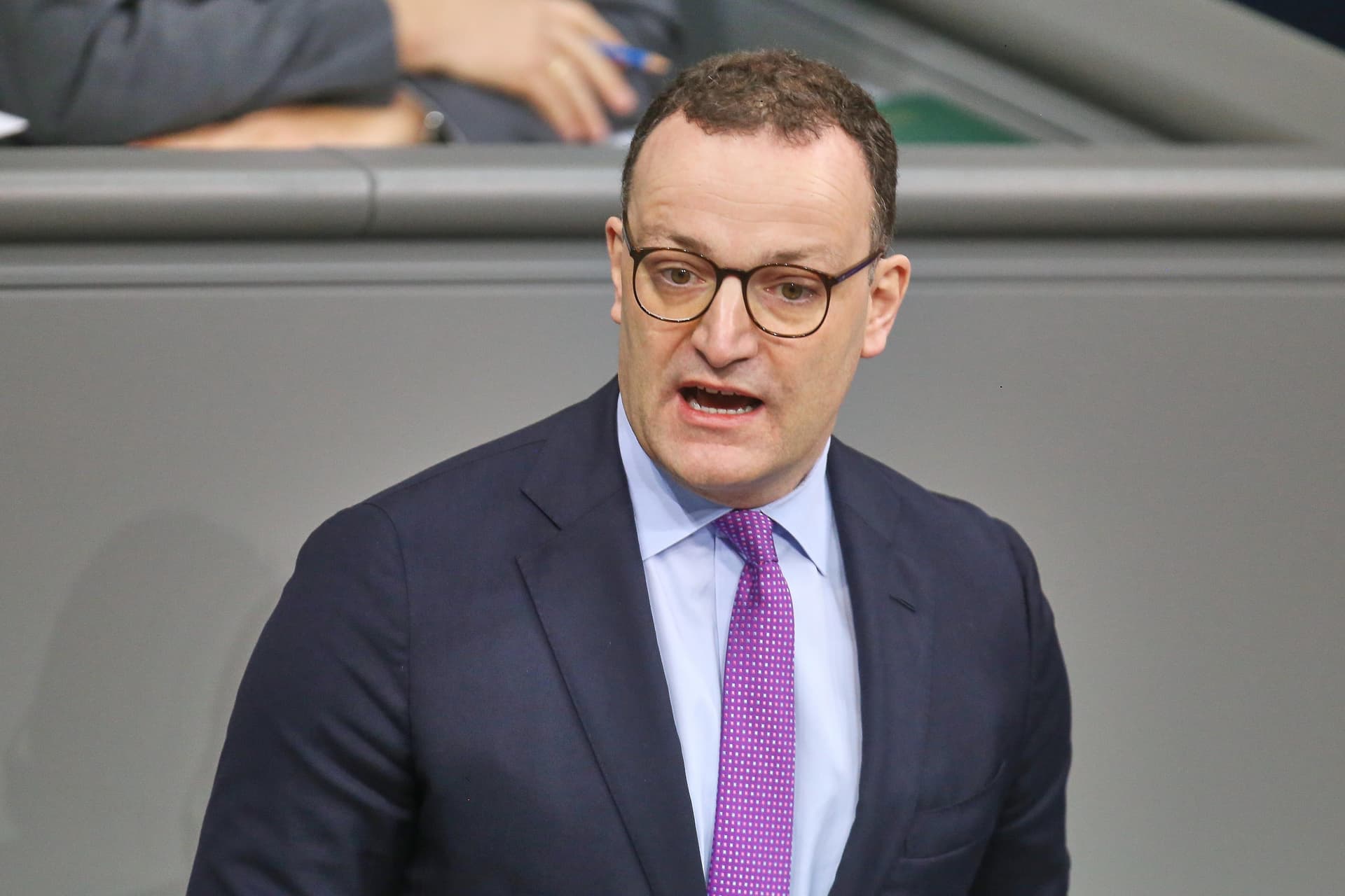 Civey: Absolute Mehrheit bewertet Spahns Arbeit als Unionsfraktionschef negativ