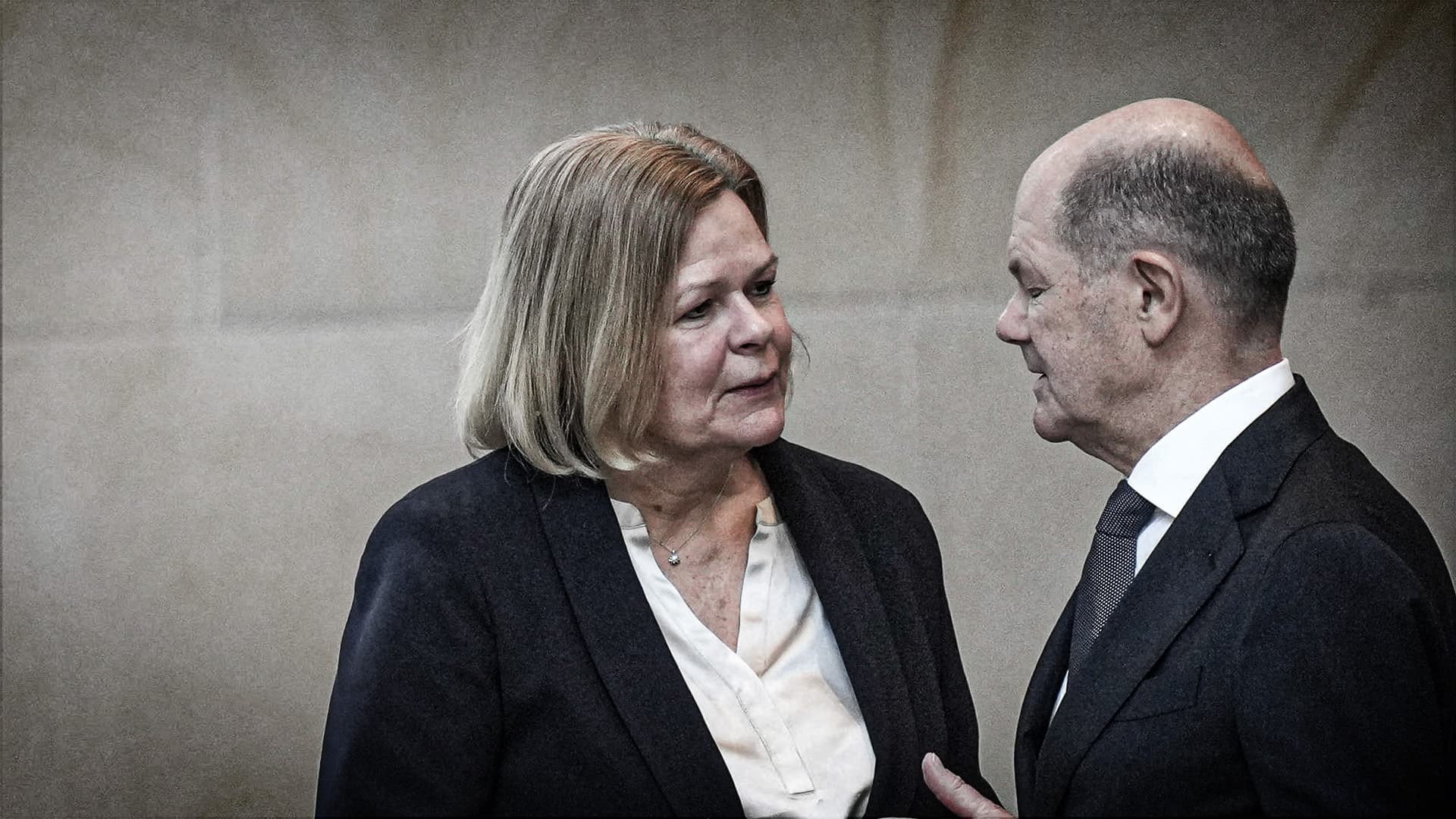 600 Ausländerbehörden ohne gemeinsame Kommunikation: Internes Papier dokumentiert Asylversagen der Scholz-Regierung